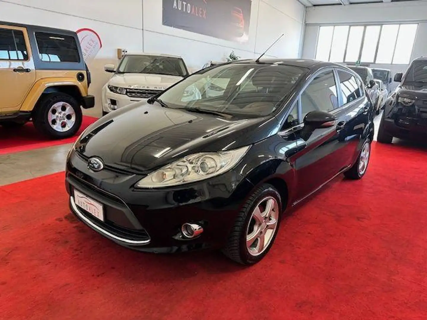 Ford Fiesta 1.2 16v + 82cv 5p NEOPATENTATI Nero - 1