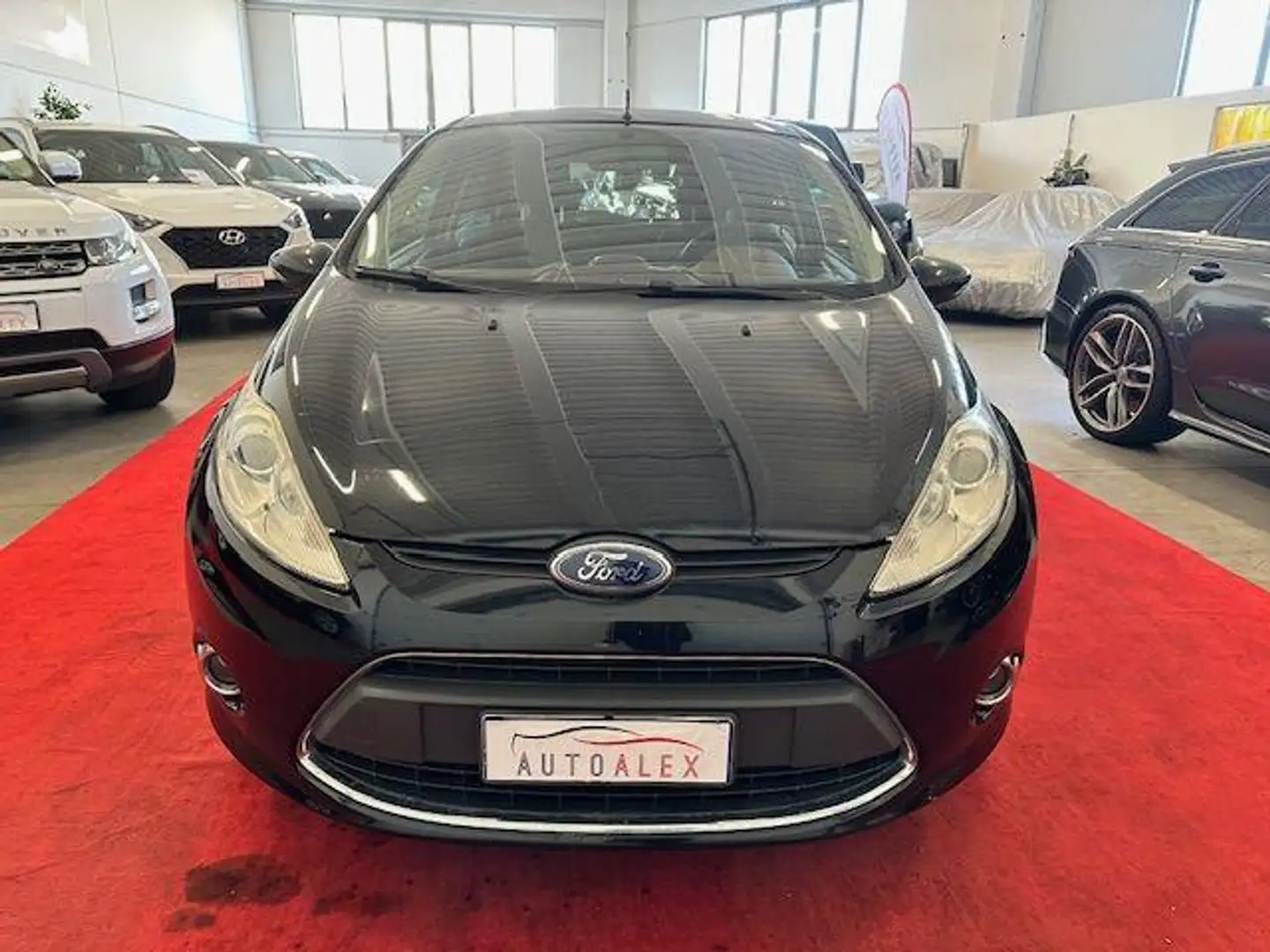 Ford Fiesta 1.2 16v + 82cv 5p NEOPATENTATI Nero - 2