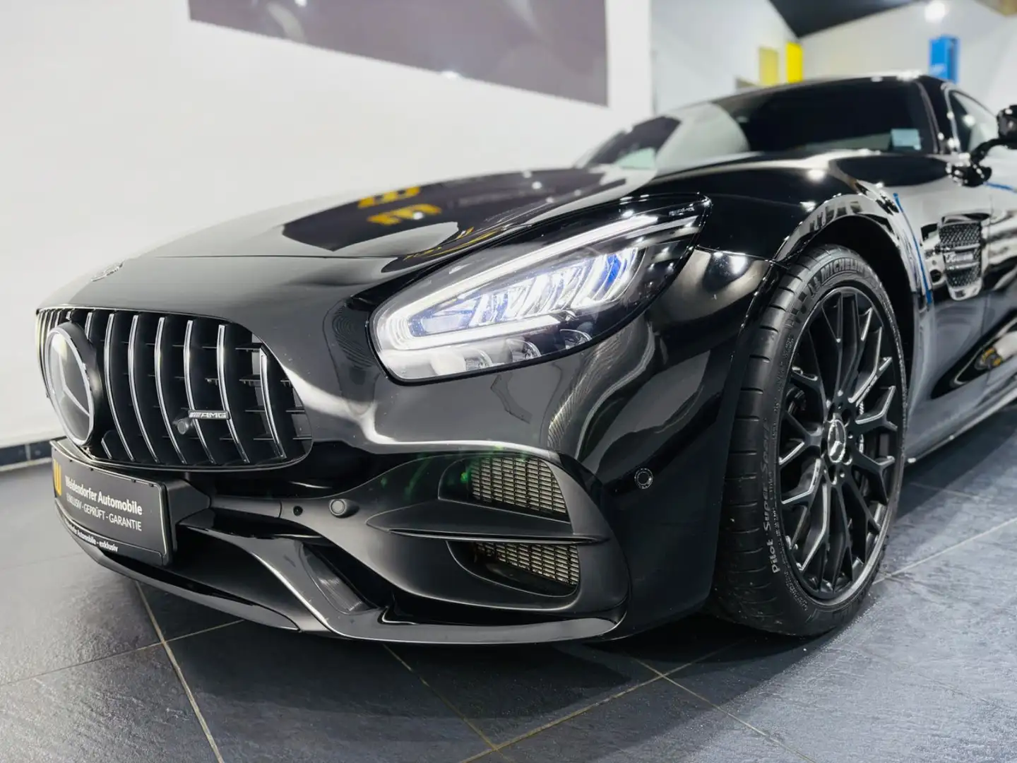 Mercedes-Benz AMG GT NIGHT EDITION*BURMESTER*CARPLAY*CABON*ACC Чорний - 2