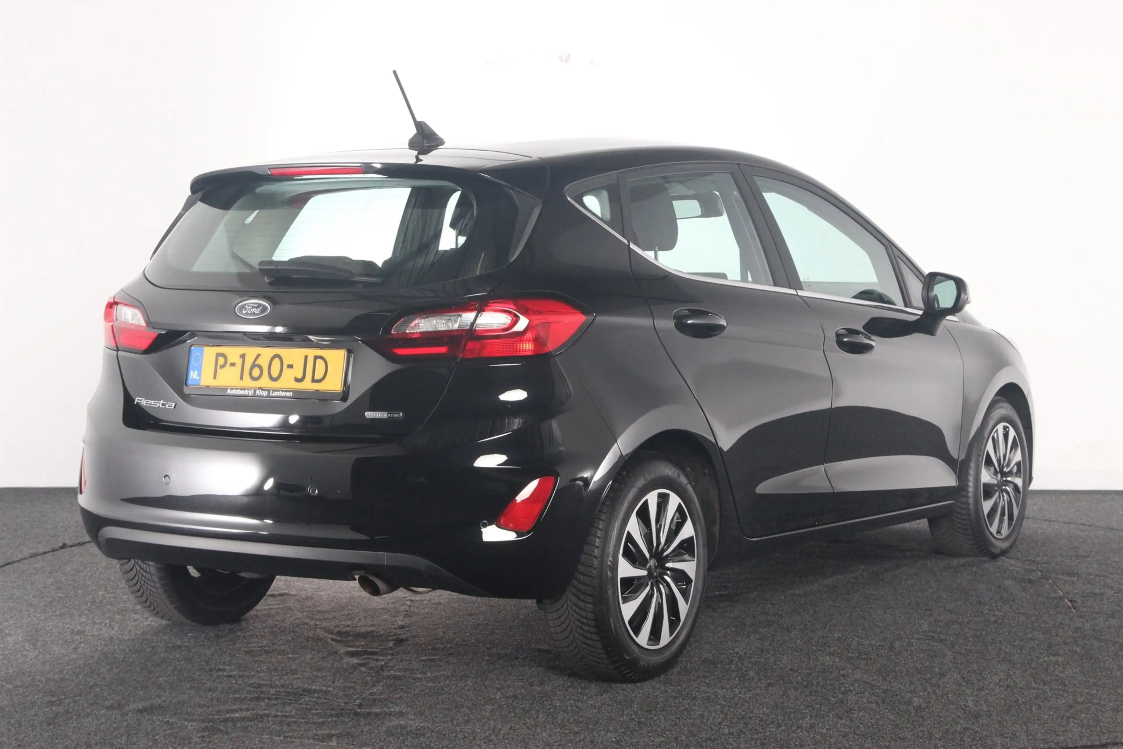 Ford Fiesta 1.0 EcoBoost Hybrid Titanium — photo 5
