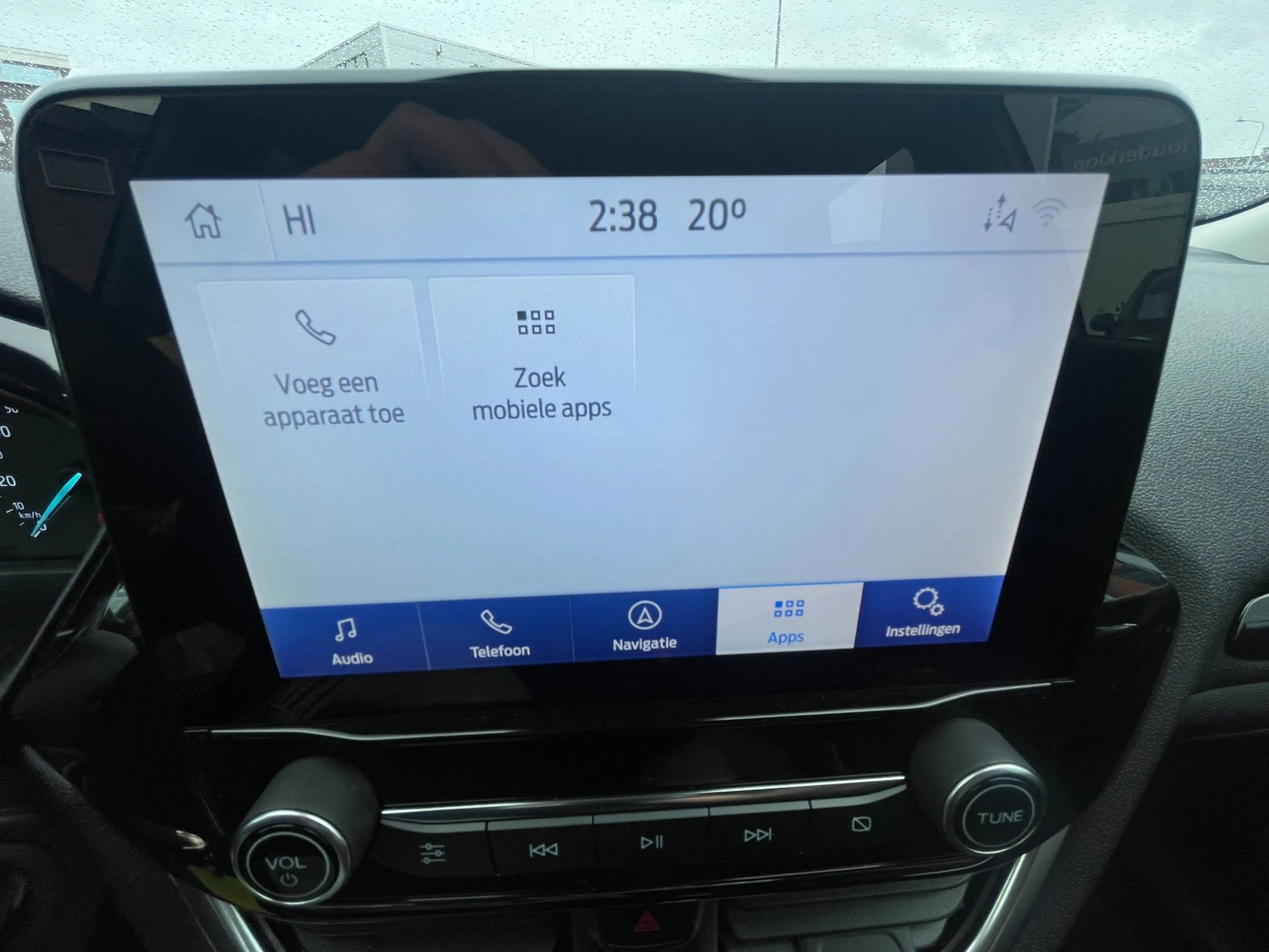 Ford Fiesta 1.0 EcoBoost Hybrid Titanium — photo 12