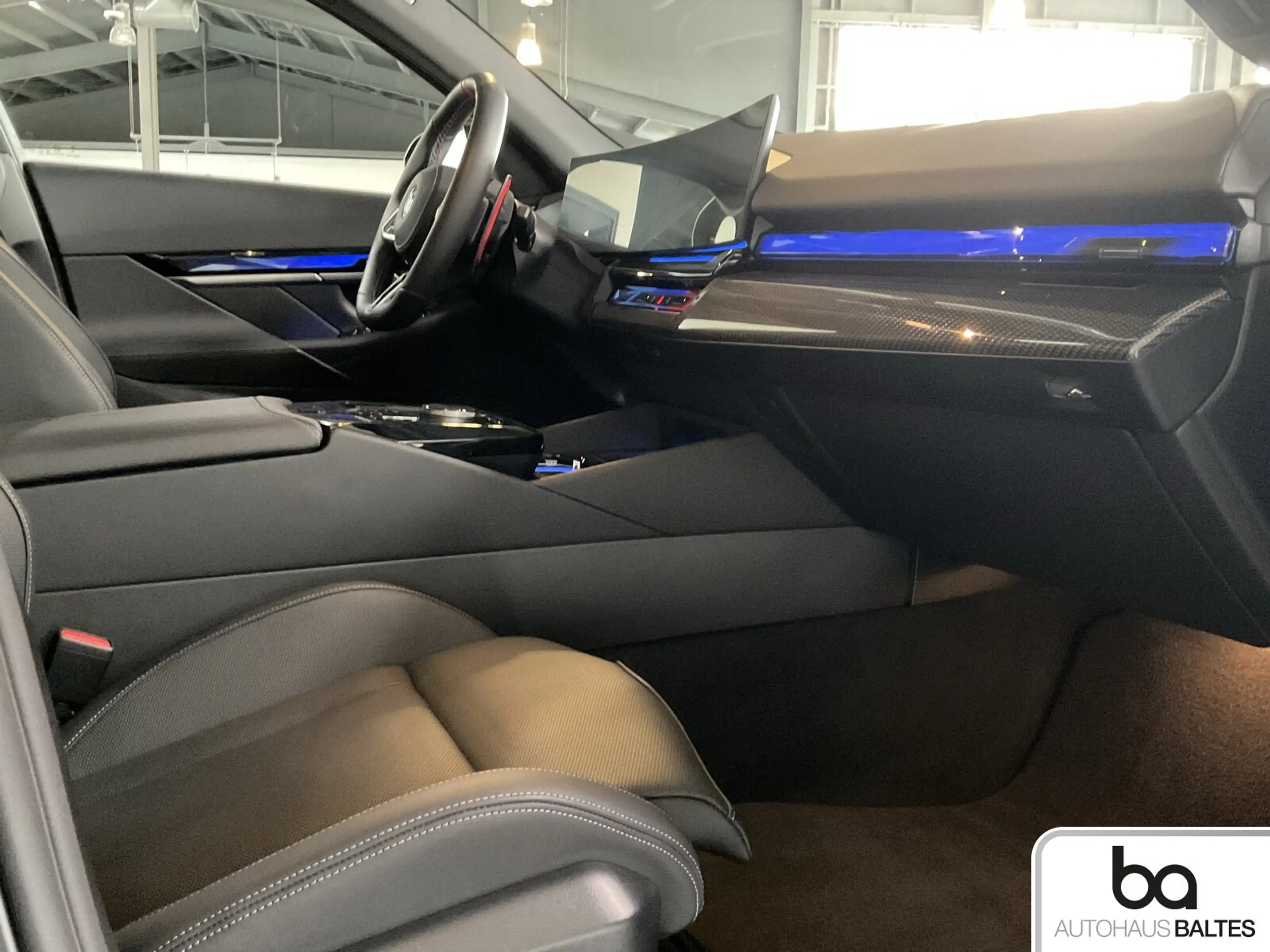 BMW M5 M5 Comfort/M Driver´s Pack/Pano/AHK/Driving Ass — photo 6