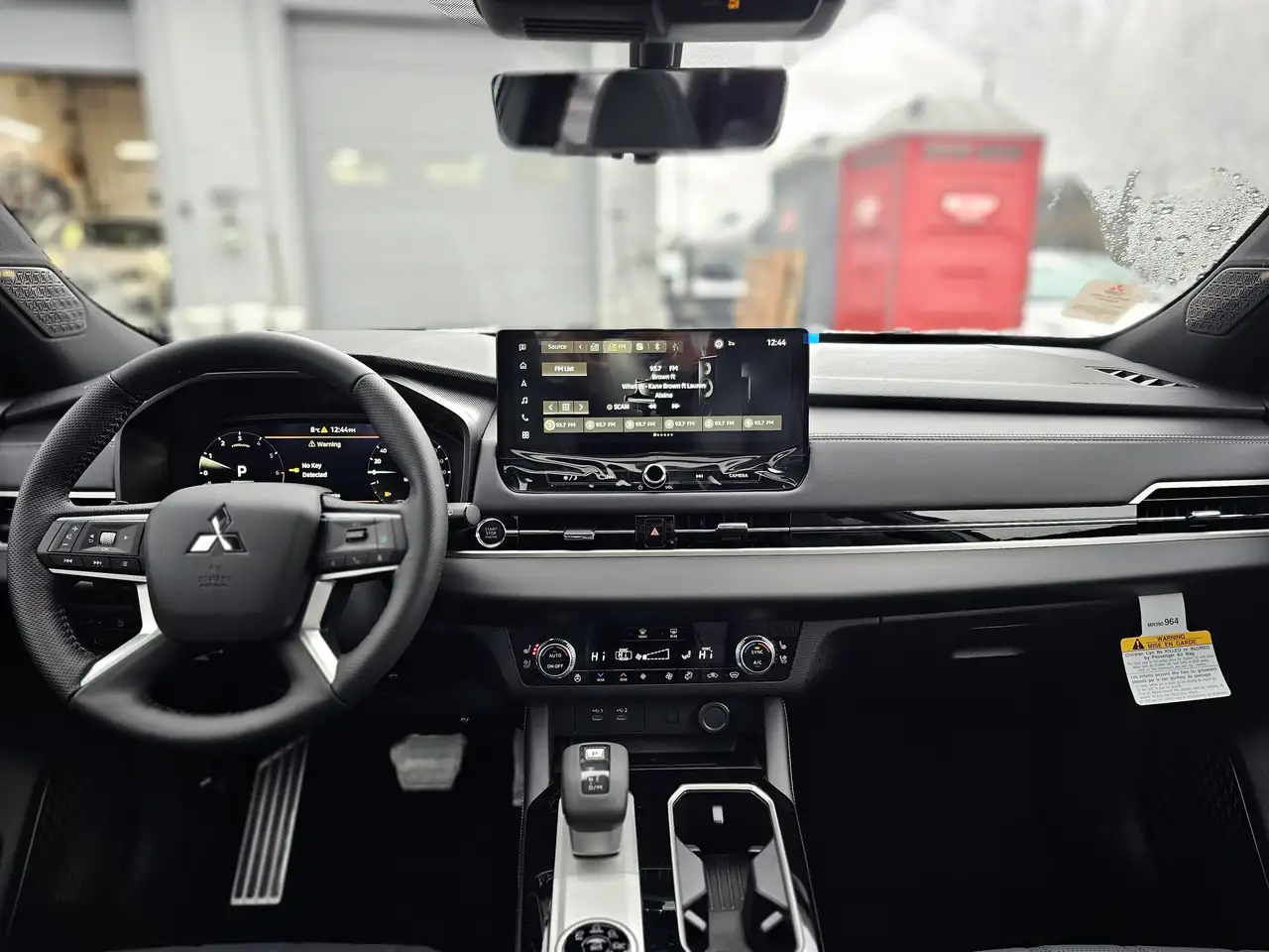 Mitsubishi Outlander снимка Mitsubishi Outlander