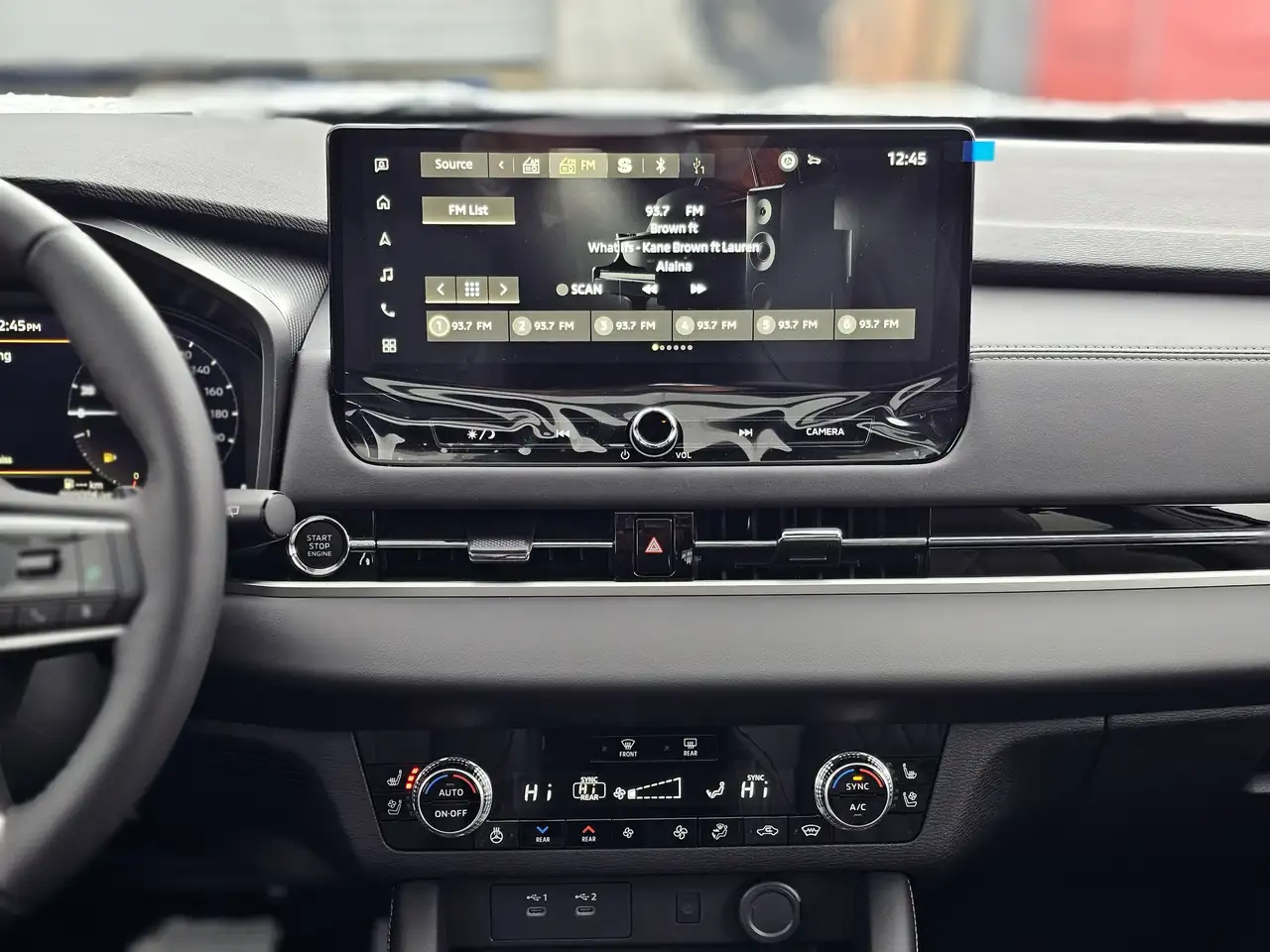 Mitsubishi Outlander снимка Mitsubishi Outlander