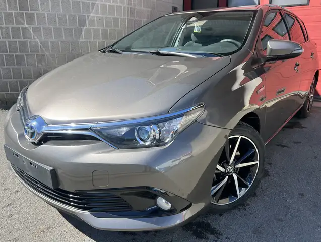Toyota Auris HEV 1.8i HSD Active E-CVT + CARNET + CAMÉRA