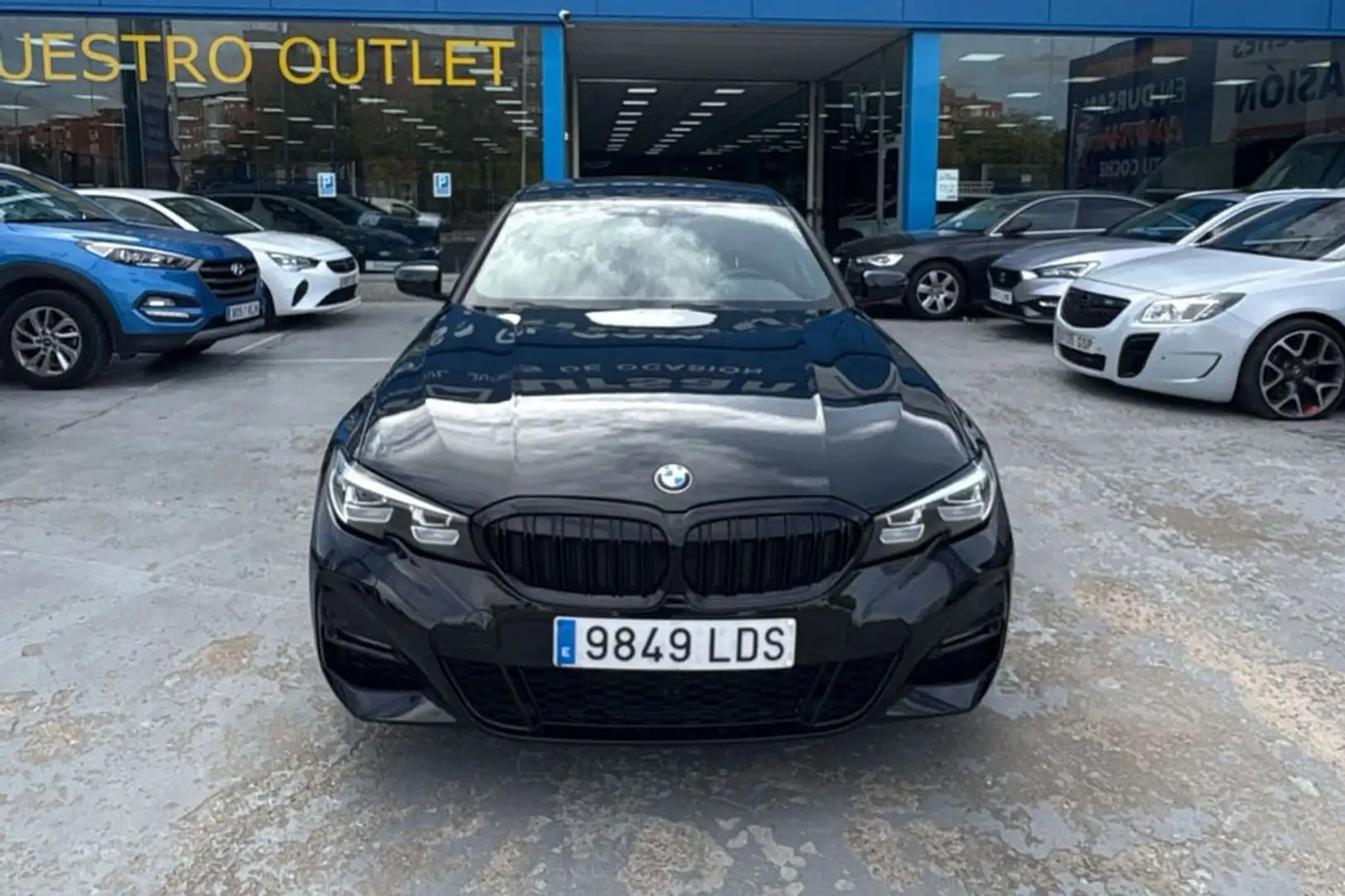 BMW 330 330i xDrive Auto. Noir - 2