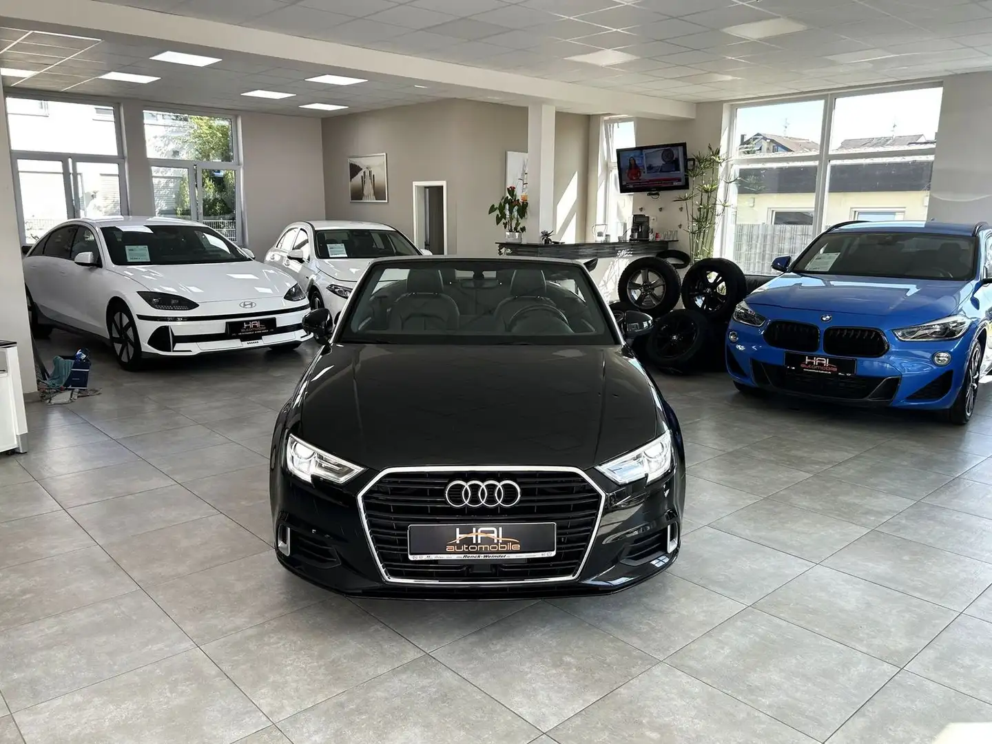 Audi A3 2.0 TFSI Automatik/Leder/Kamera/Apple Car Schwarz - 2