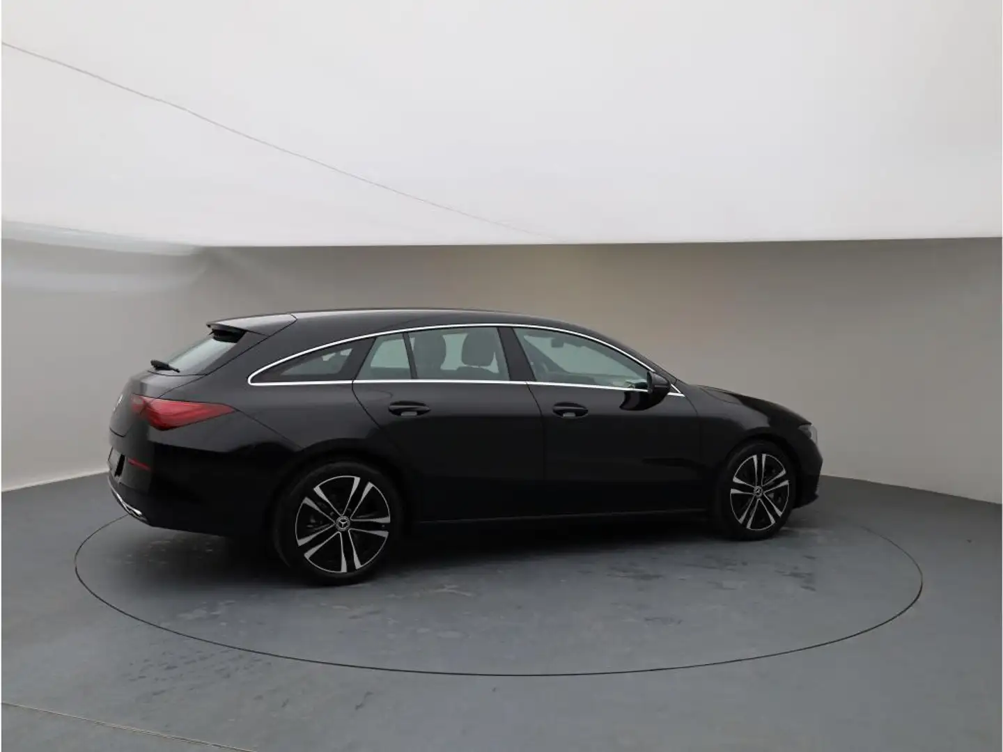 Mercedes-Benz CLA 180 SB Progressive Advanced MBUX DistronicOD Schwarz - 2