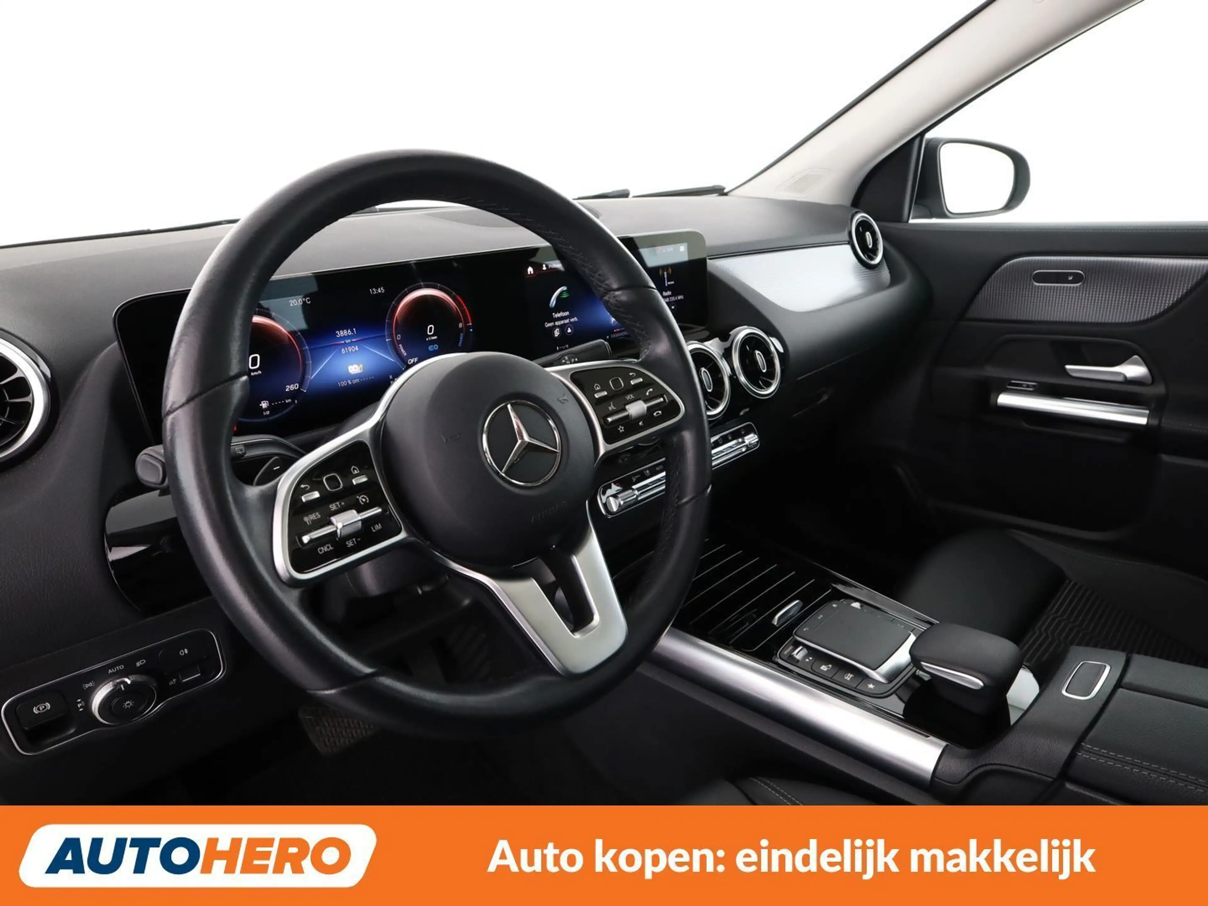 Mercedes-Benz GLA 250 GLA 250e Progressive — photo 12