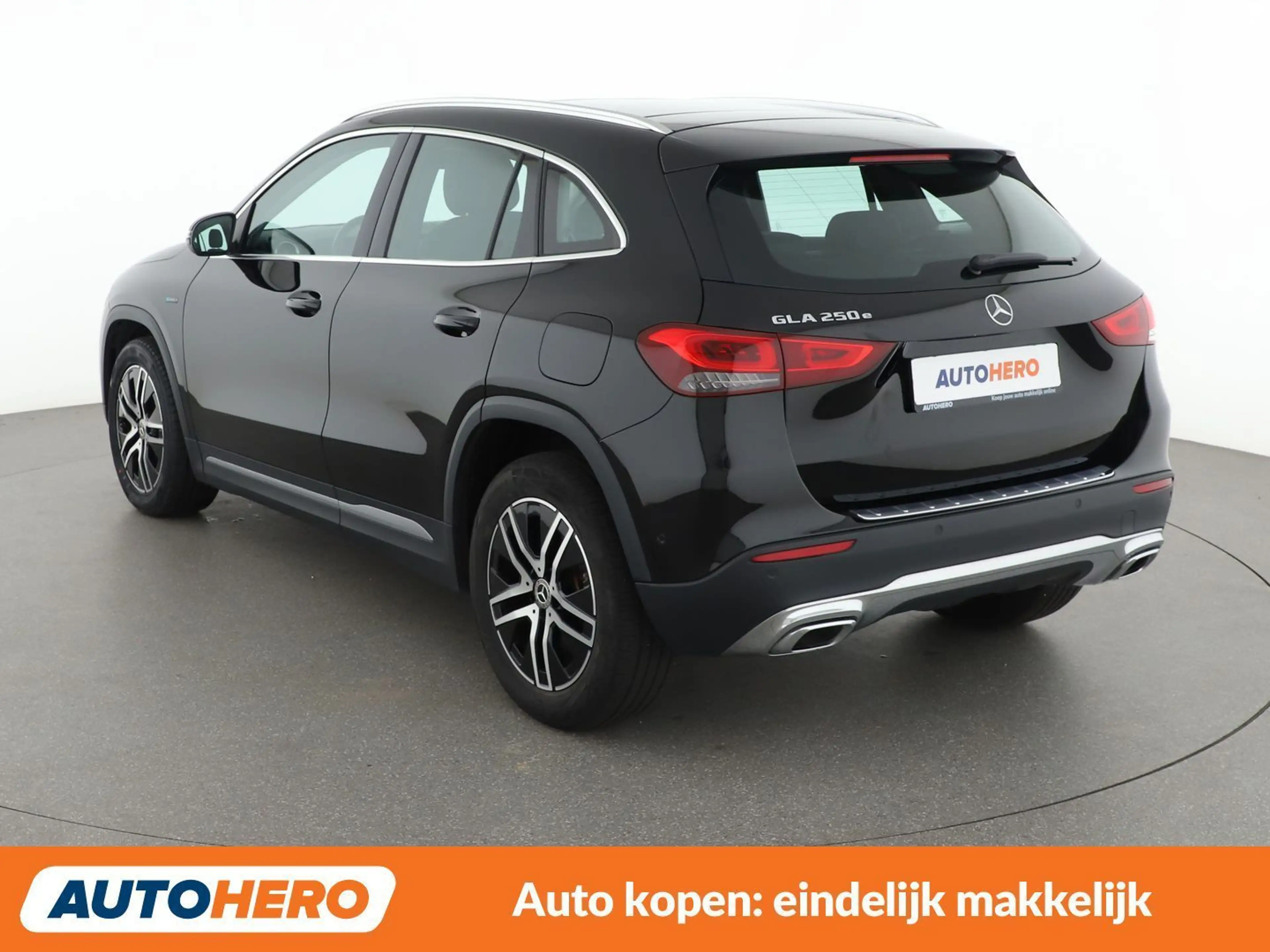 Mercedes-Benz GLA 250 GLA 250e Progressive — photo 4
