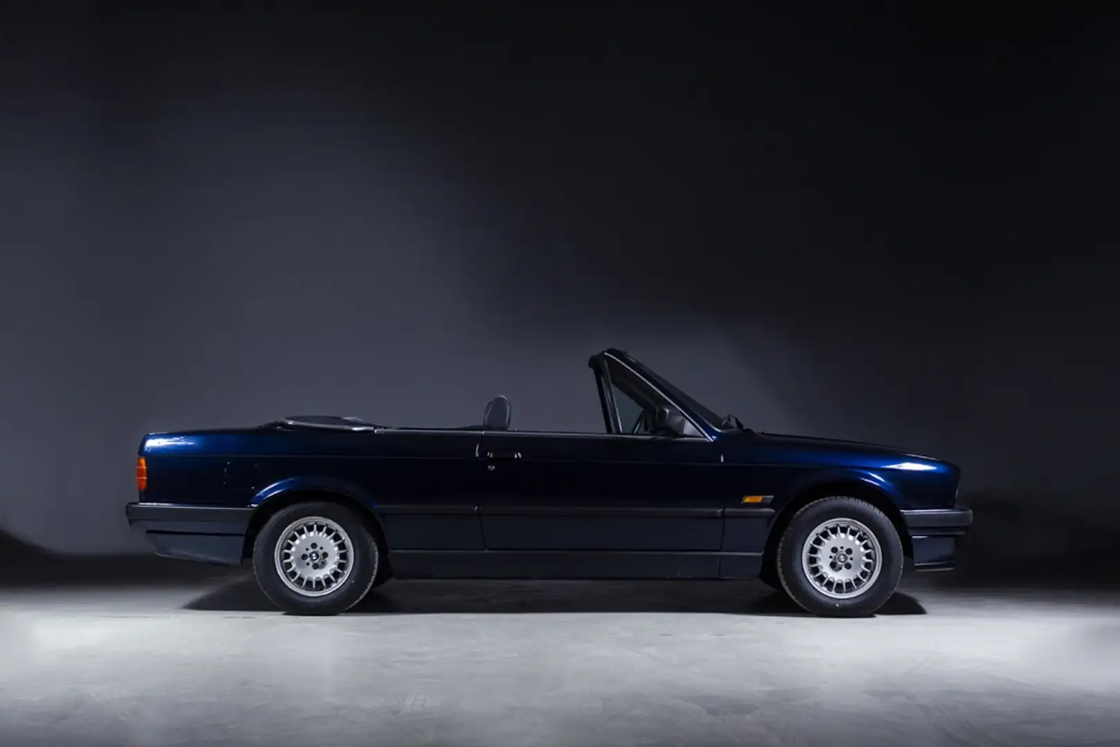 BMW 318 318i Cabriolet Blau - 2