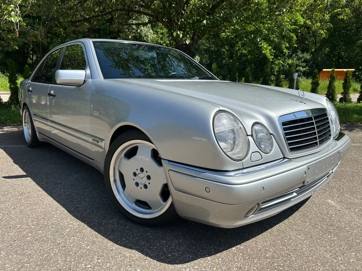 Mercedes-Benz E 50 AMG AMG**FIRST OWNER**10858KM** Silber - 2