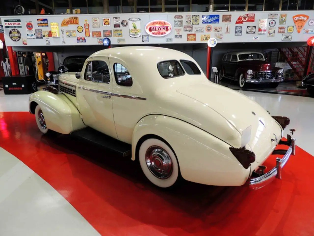 Series 50 Opera Coupé, foto 4