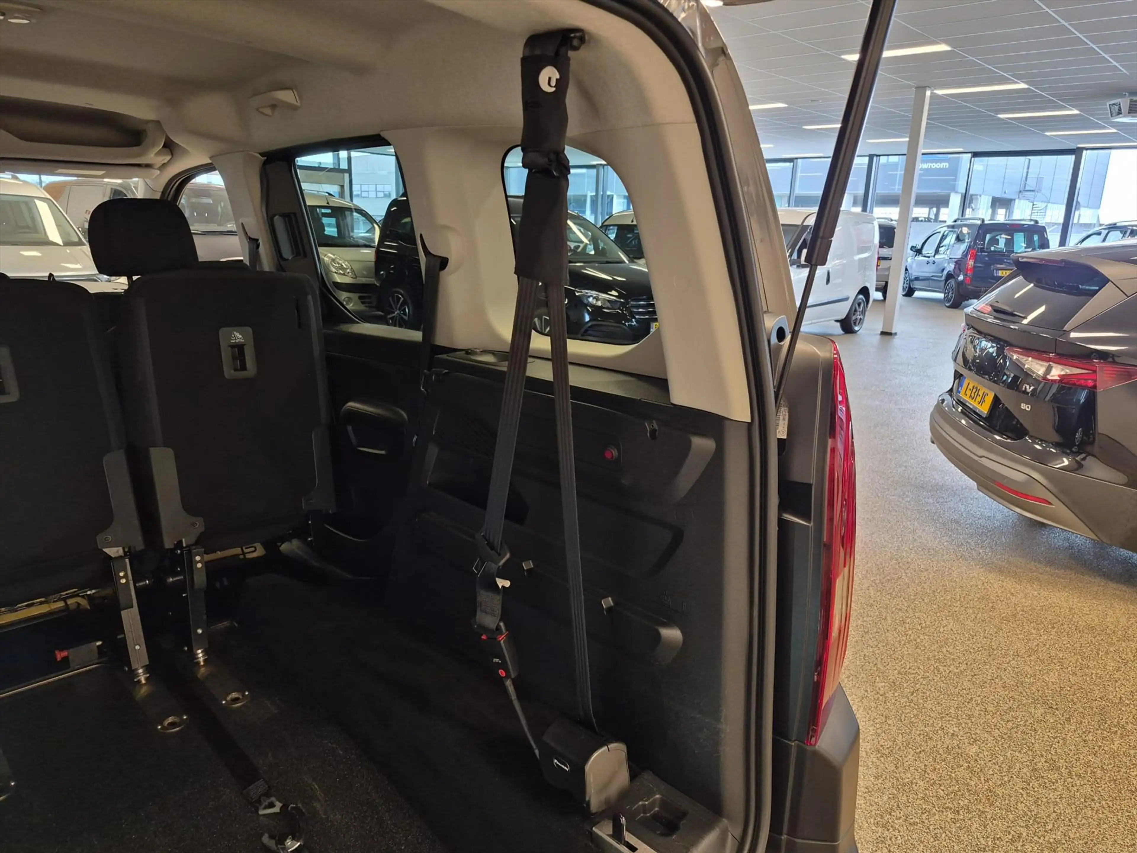Peugeot Rifter Rolstoelauto Automaat 3+1 of 5+0 — photo 5