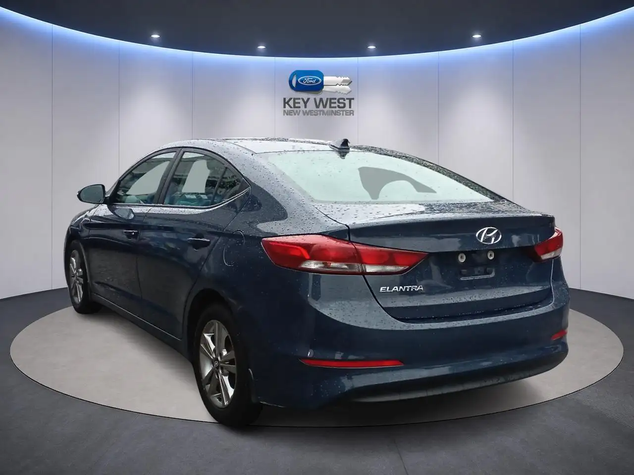 Hyundai ELANTRA снимка Hyundai ELANTRA