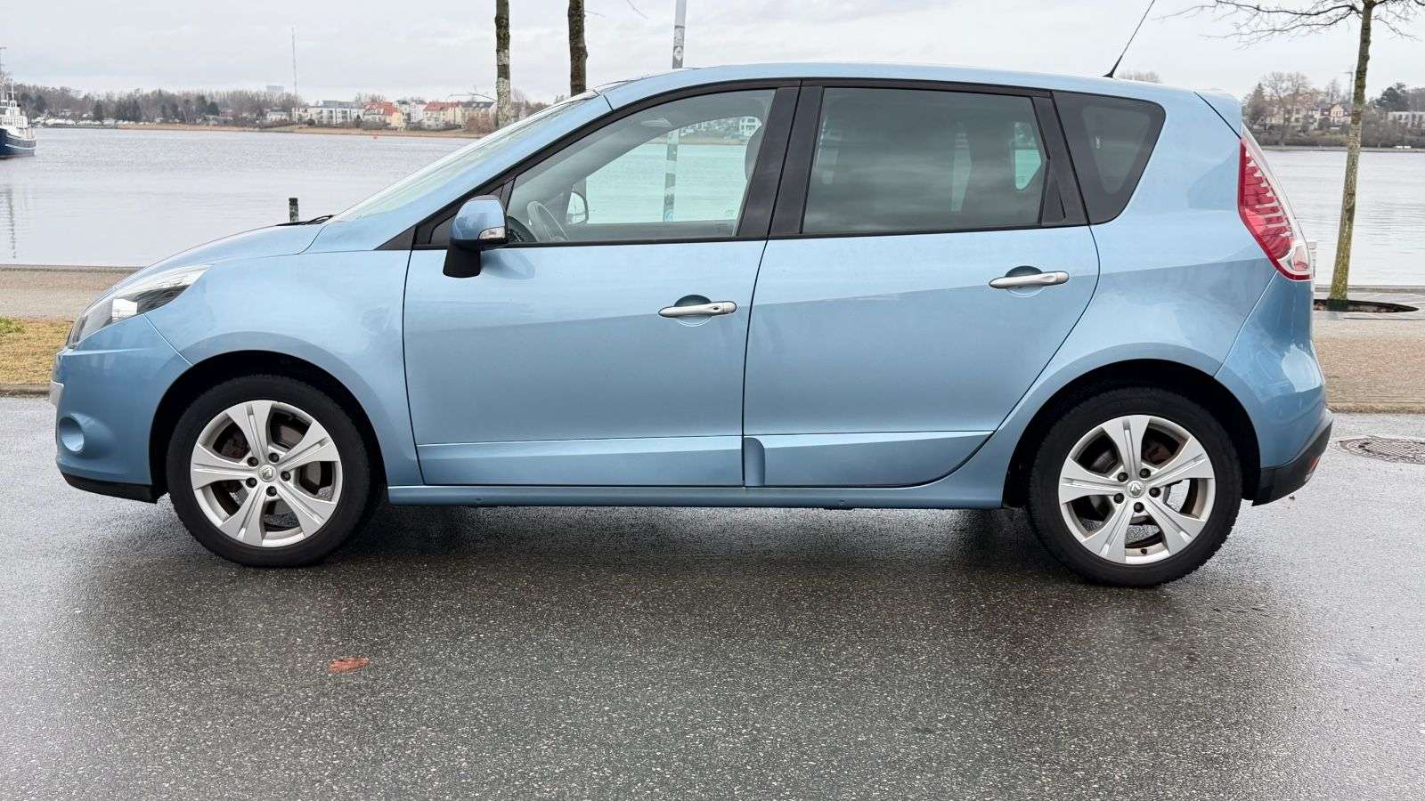 Second hand Renault Scenic 1.4