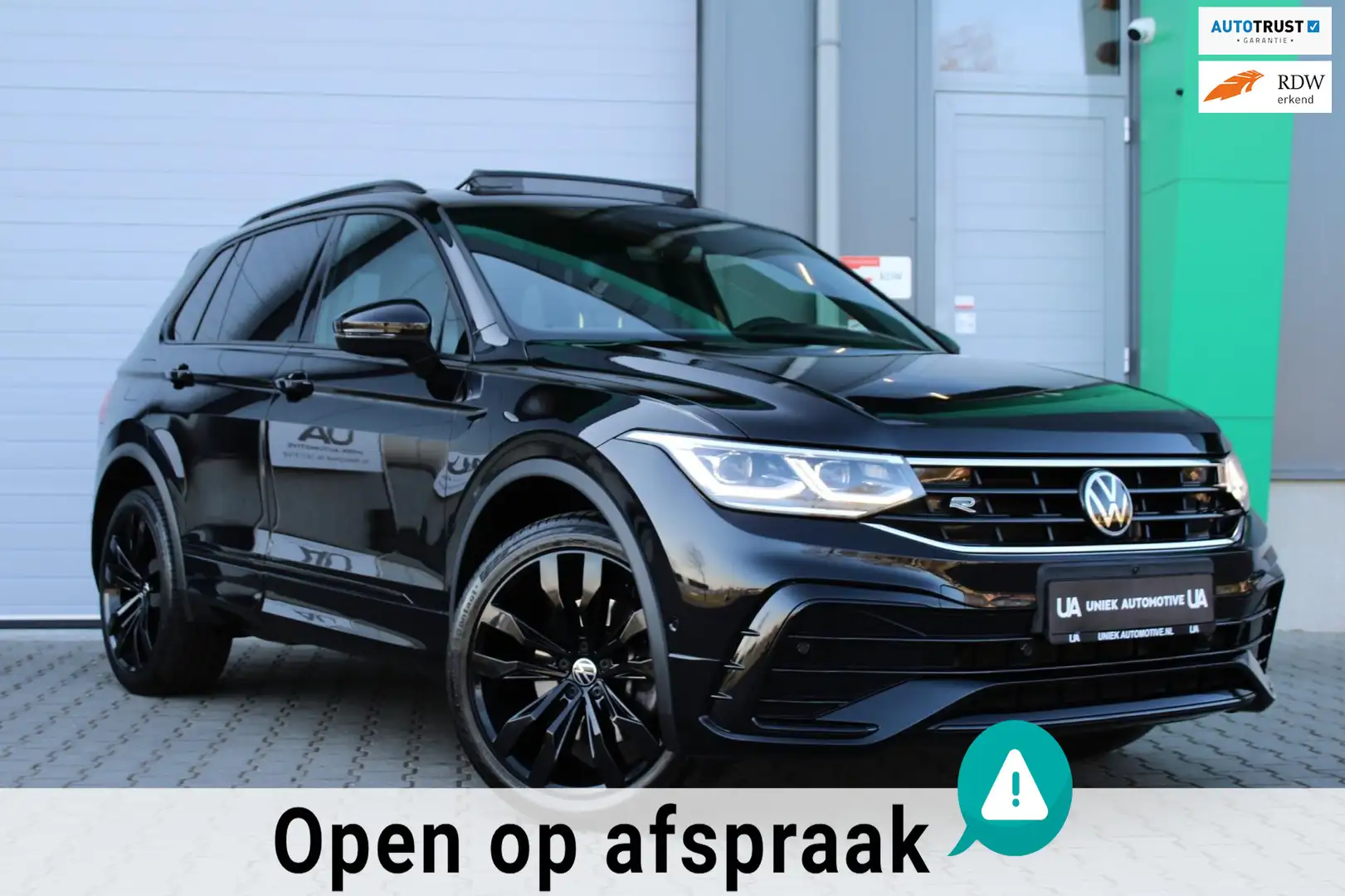 Volkswagen Tiguan 1.4 TSI eHybrid 245PK | 3 x R-LINE | PANO | IQ LED Zwart - 1