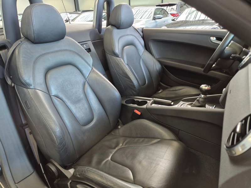 Audi TT ROADSTER 2.0 TFSI LEDER SITZHZ KLIMA 1.HAND — photo 12