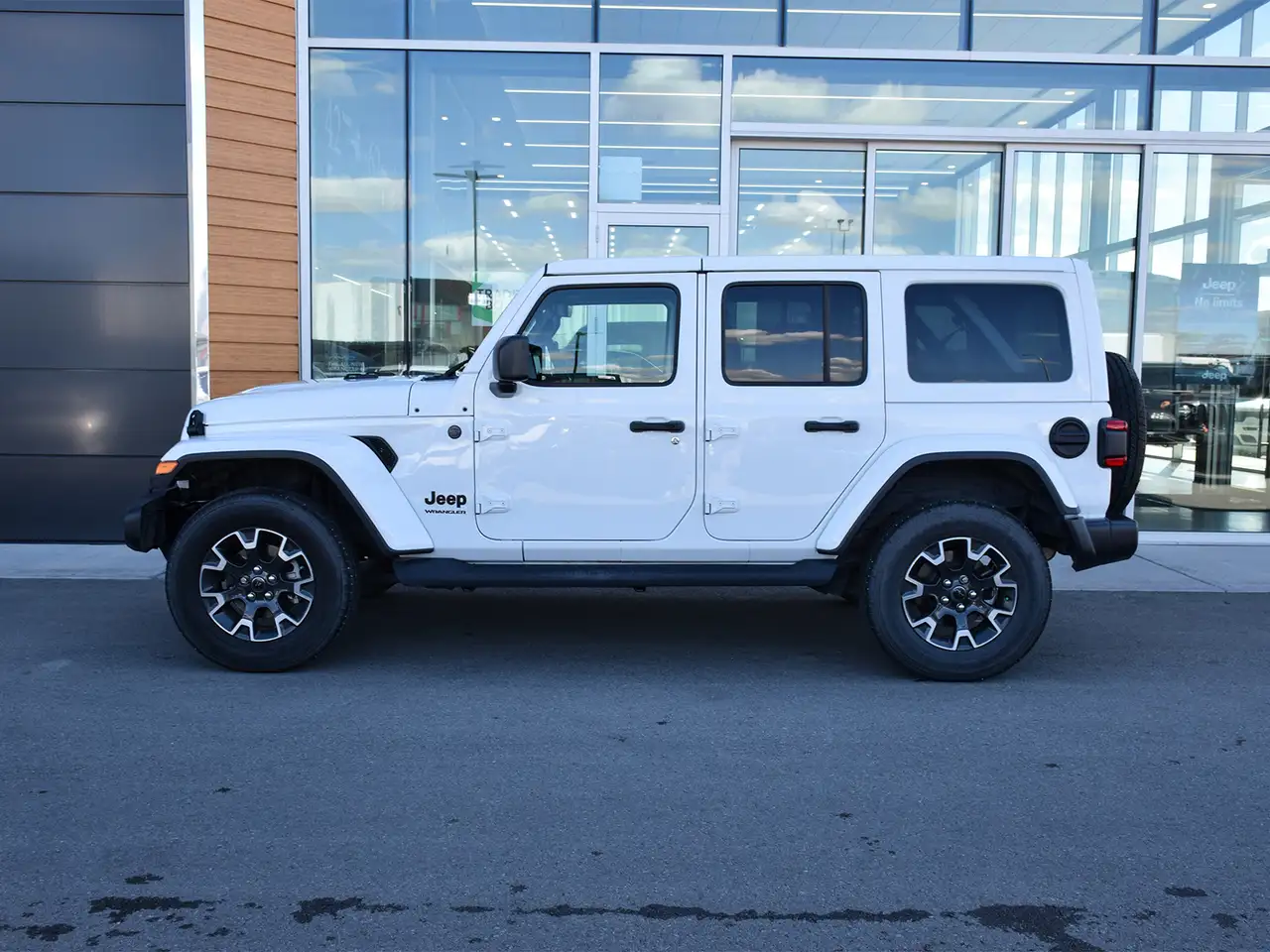 Jeep Wrangler снимка Jeep Wrangler