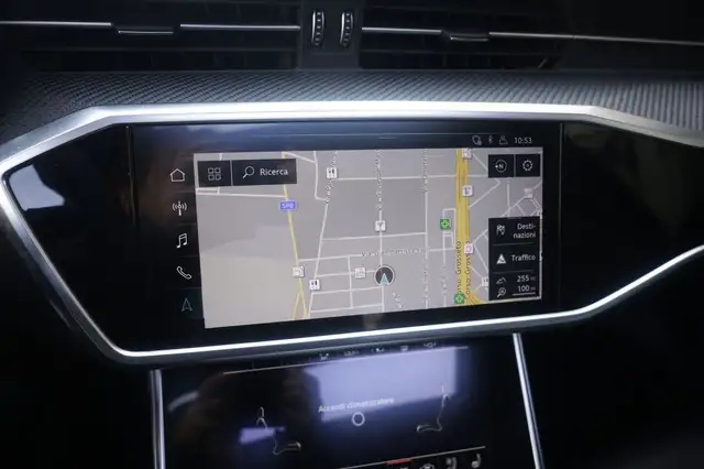 Audi RS6 view 7