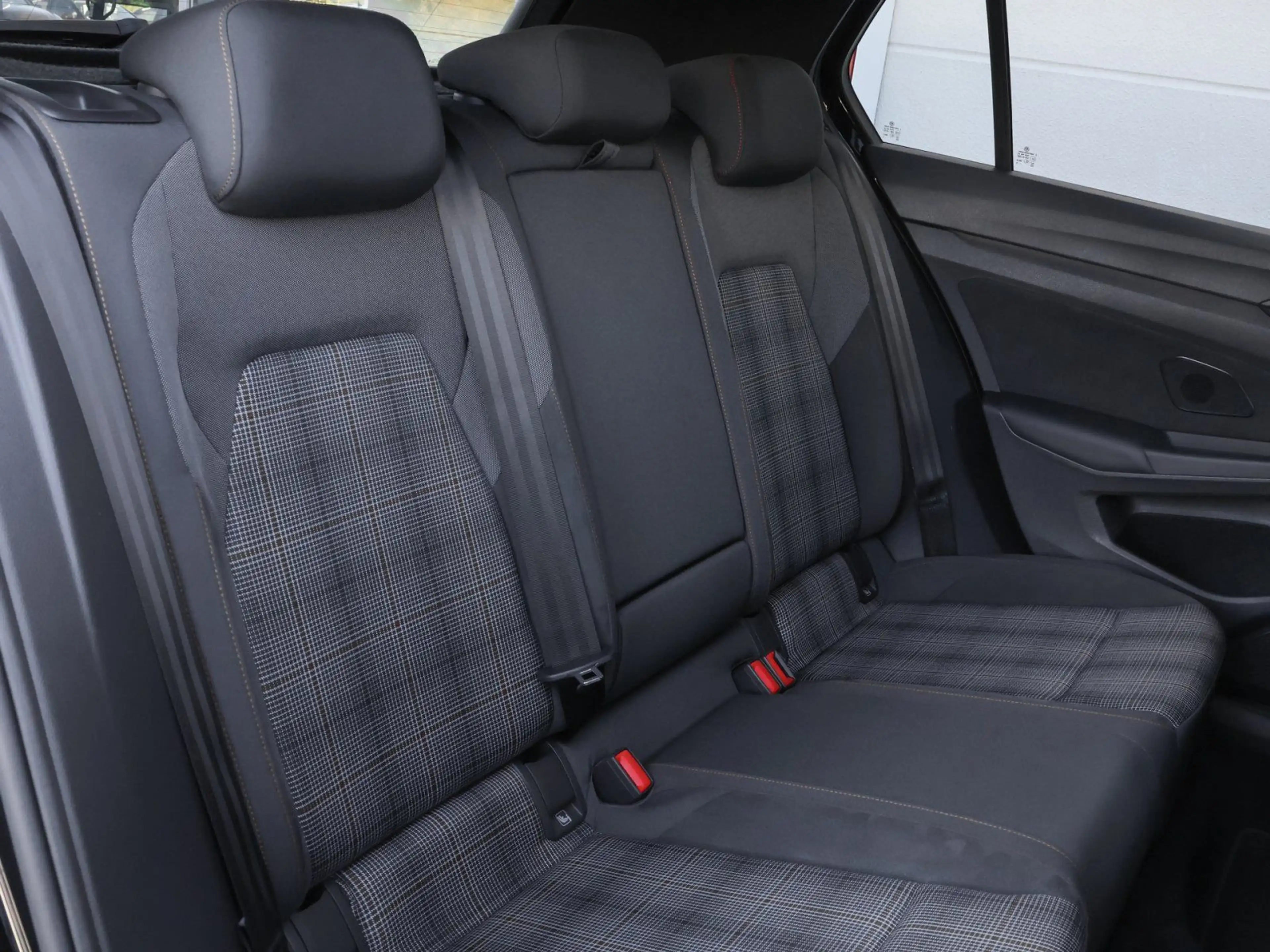 Volkswagen Golf GTI Golf VIII GTI Navi Matrix DCC HarmanKardon — photo 4