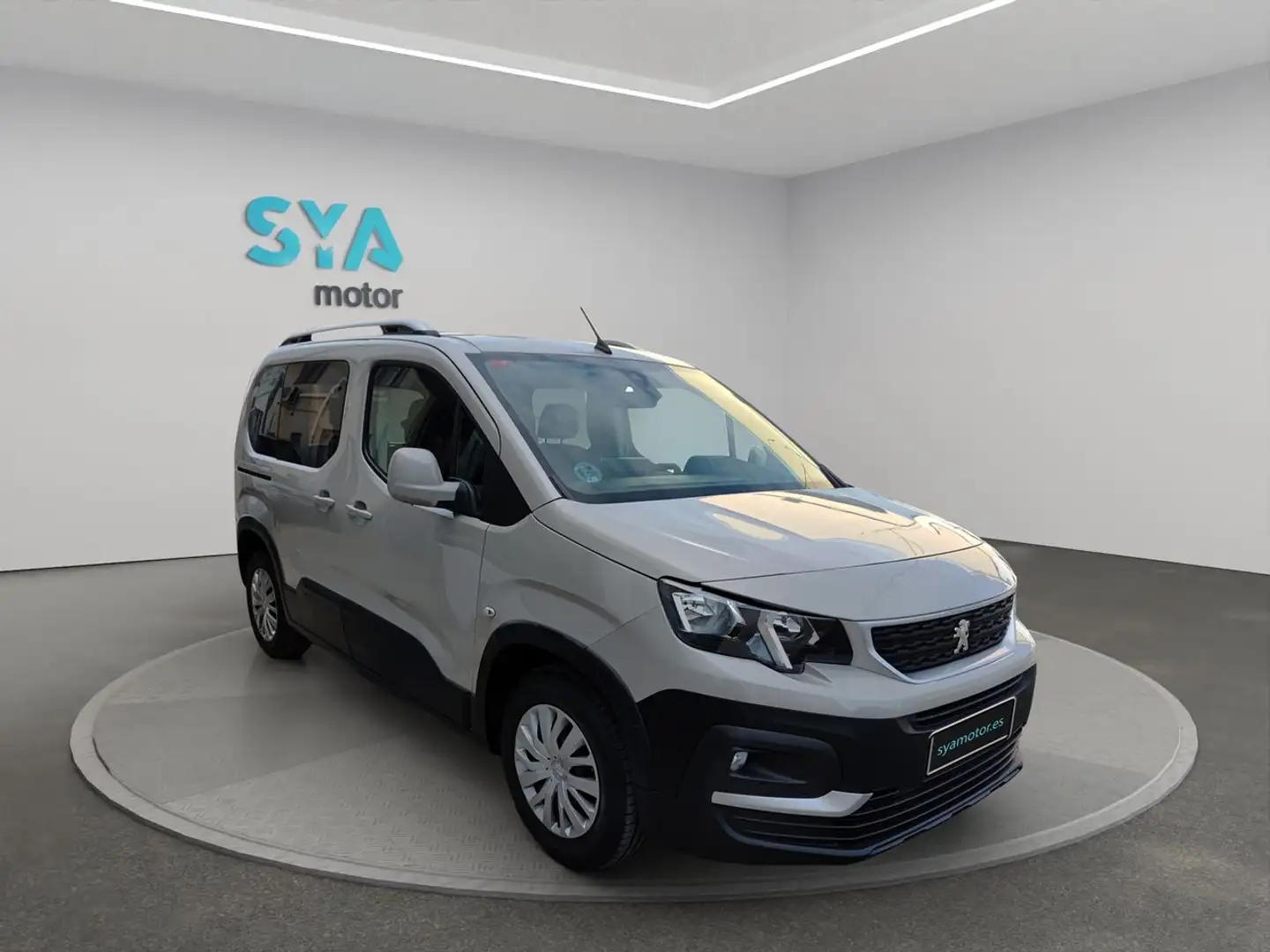 Peugeot Rifter Access Standard PureTech 81kW Grijs - 1