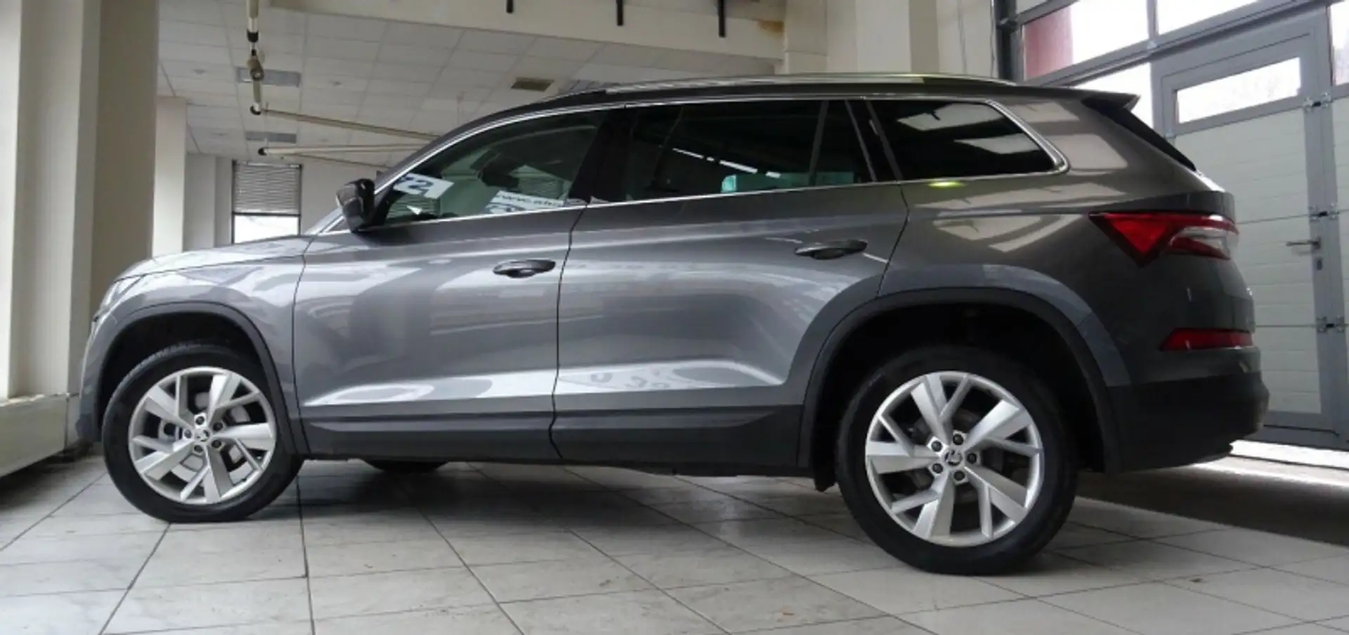 Skoda Kodiaq 2.0 TDI SCR DSG Style Grigio - 2