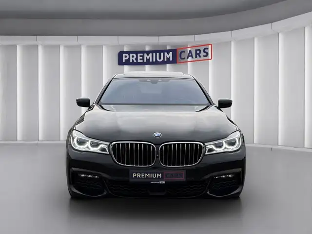BMW M view 8