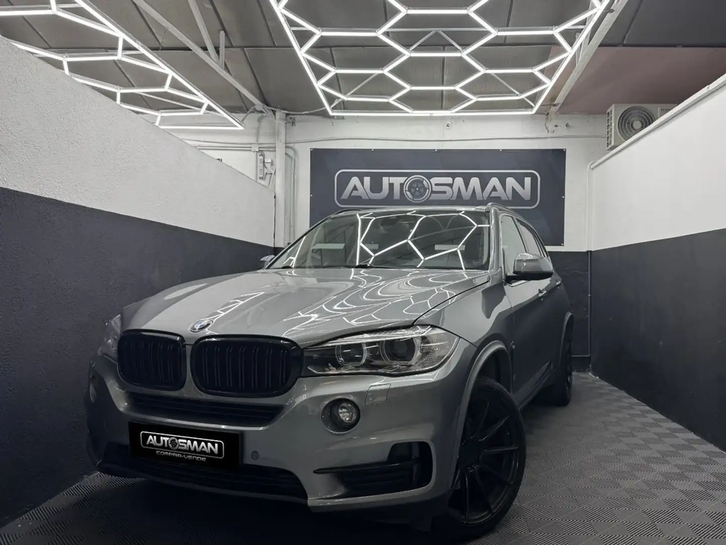 BMW X5 xDrive 25dA Gris - 1