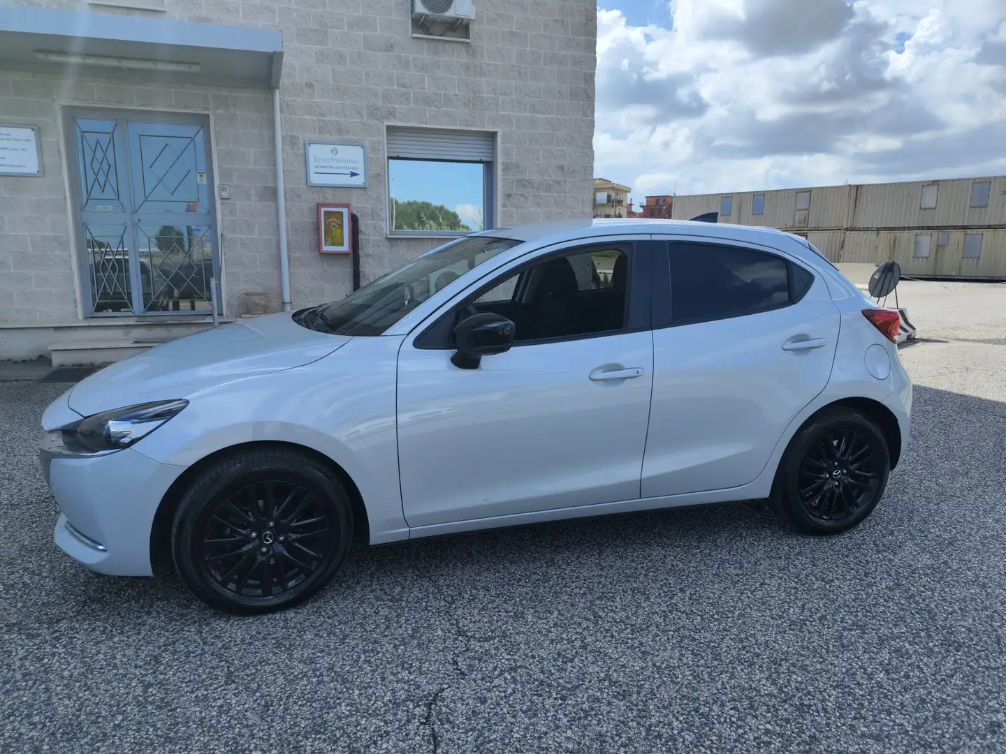 Mazda 2 Mazda2 1.5 e-Skyactiv-G 90 CV M Hybrid Exclusive Bianco - 2