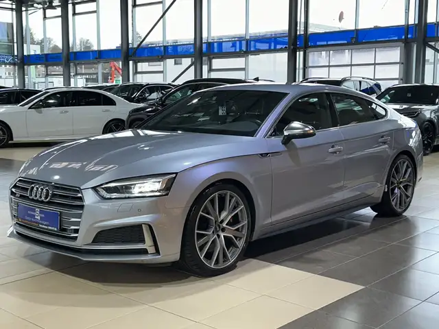Audi S5 3.0TDI quattro LED Sportfahrwerk Leder Alcant