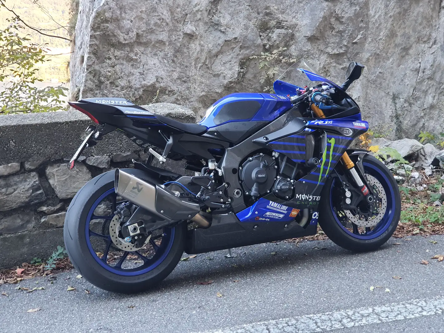 Yamaha YZF-R1 Azul - 2