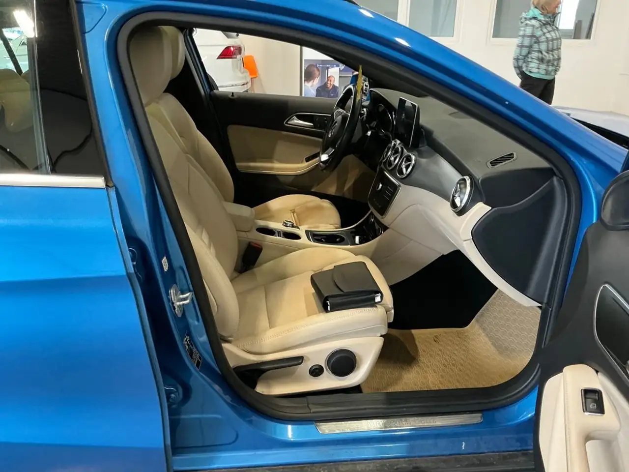 Mercedes-Benz GLA 220