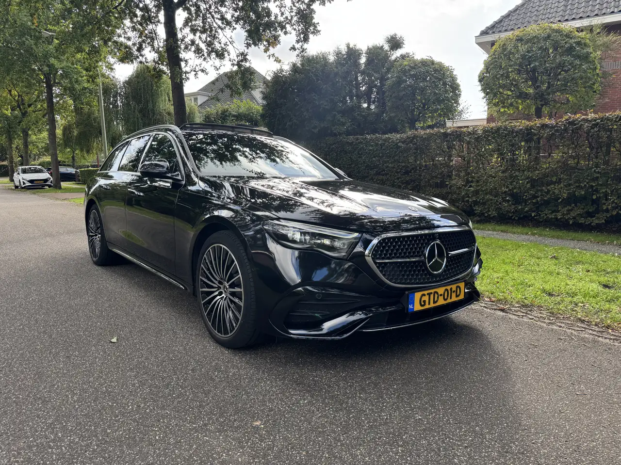 Mercedes-Benz E 300