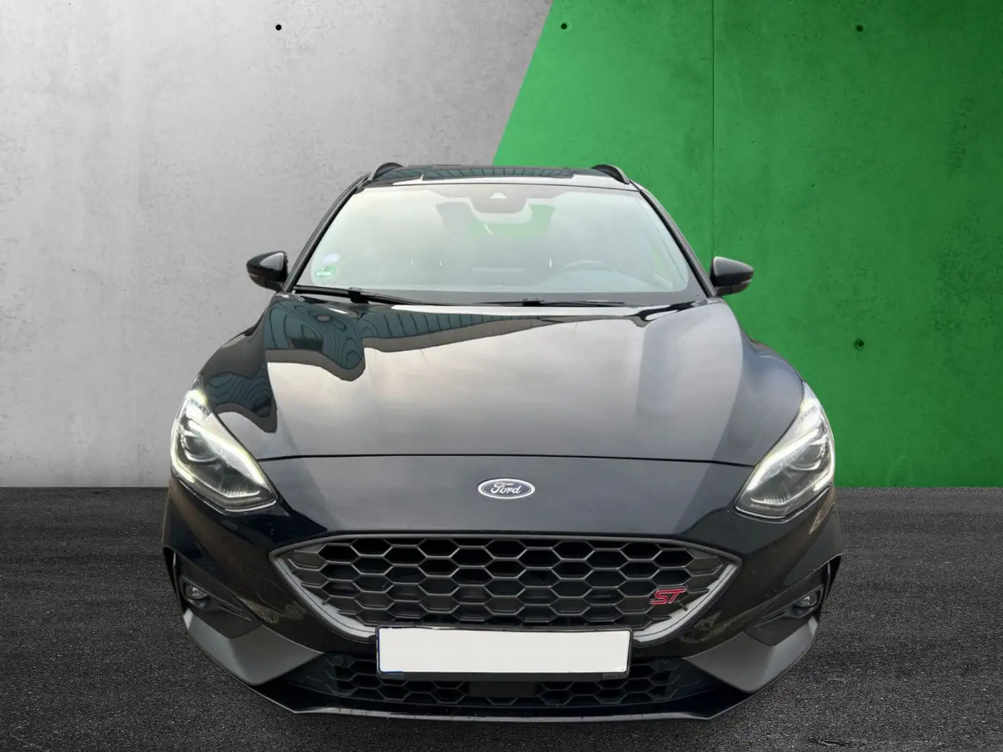Ford Focus Turnier ST 280 PS/ NAVI/LED/KAMERA/ACC Schwarz - 2