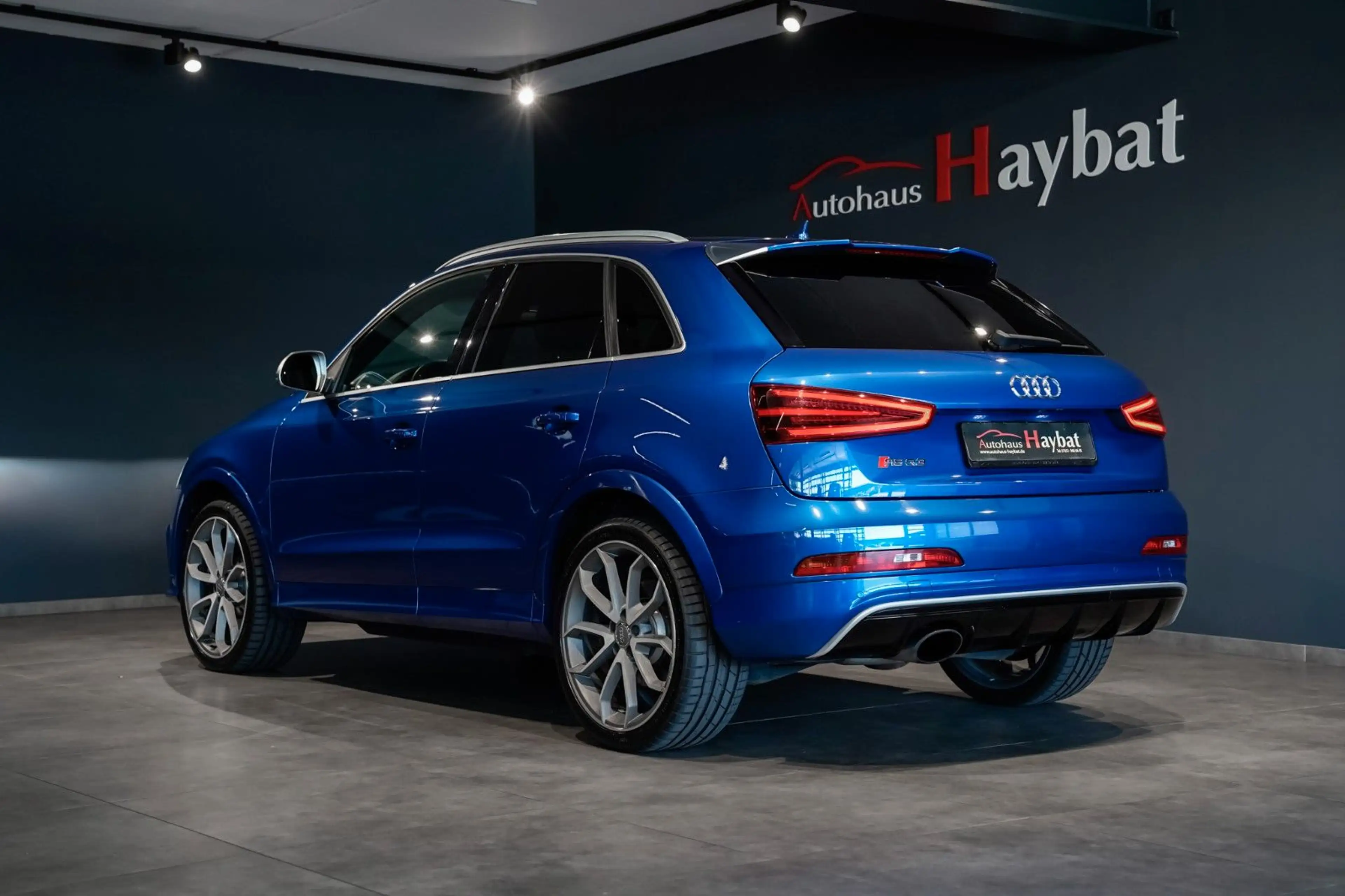 Audi RS Q3 RS Q3 2.5 TFSI quattro — photo 5