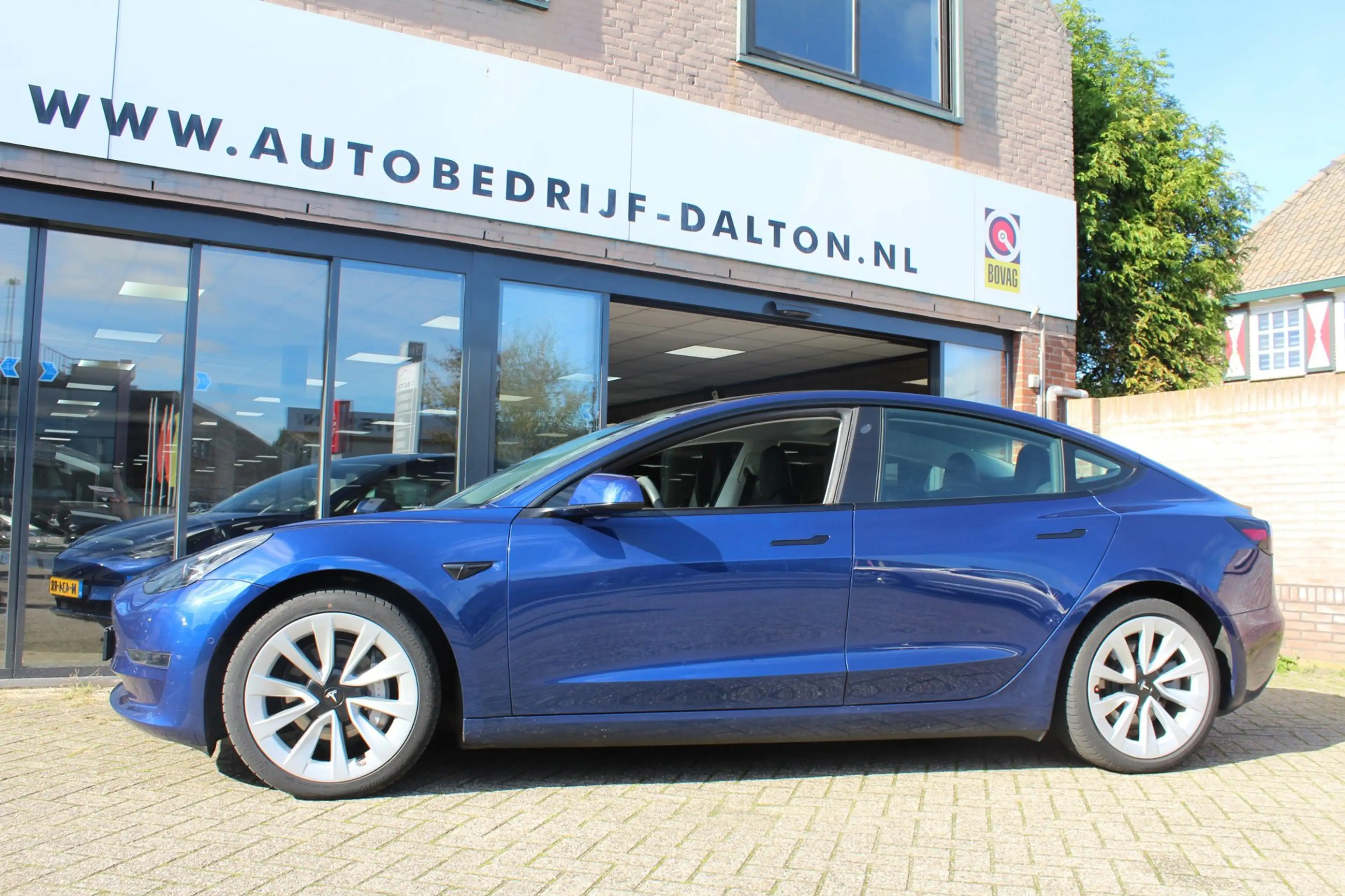 Tesla Model 3 Long Range AWD 75 kWh SOH 91,3% TREKHAAK / 19"LMV — photo 4