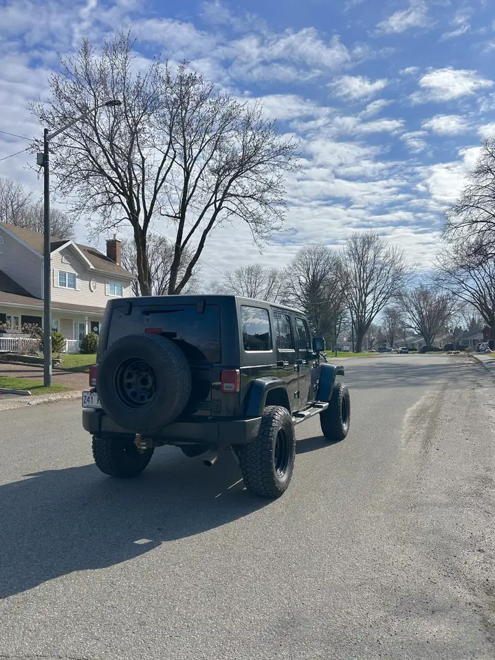 Jeep Wrangler снимка Jeep Wrangler