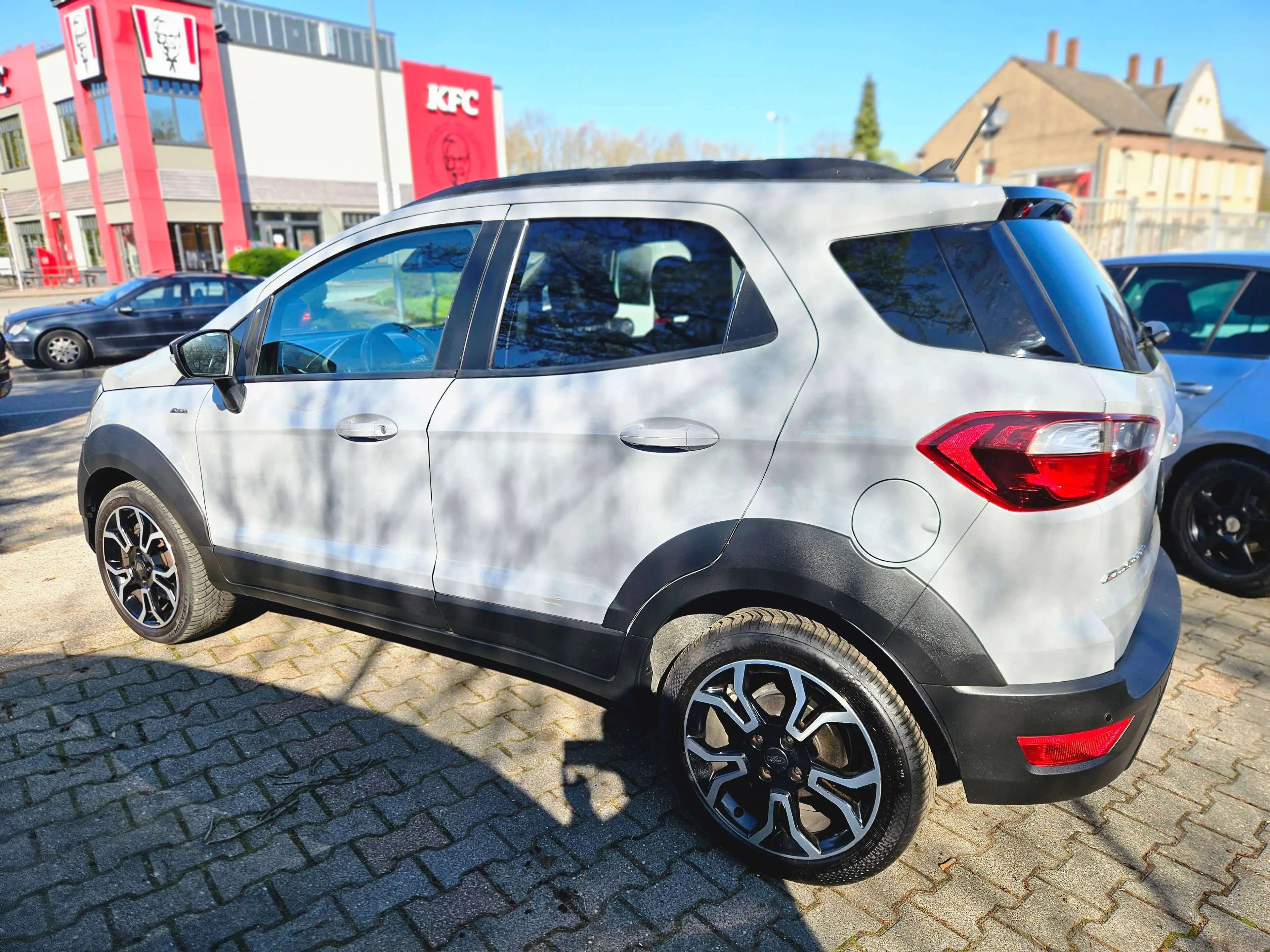 Ford EcoSport Active — photo 3