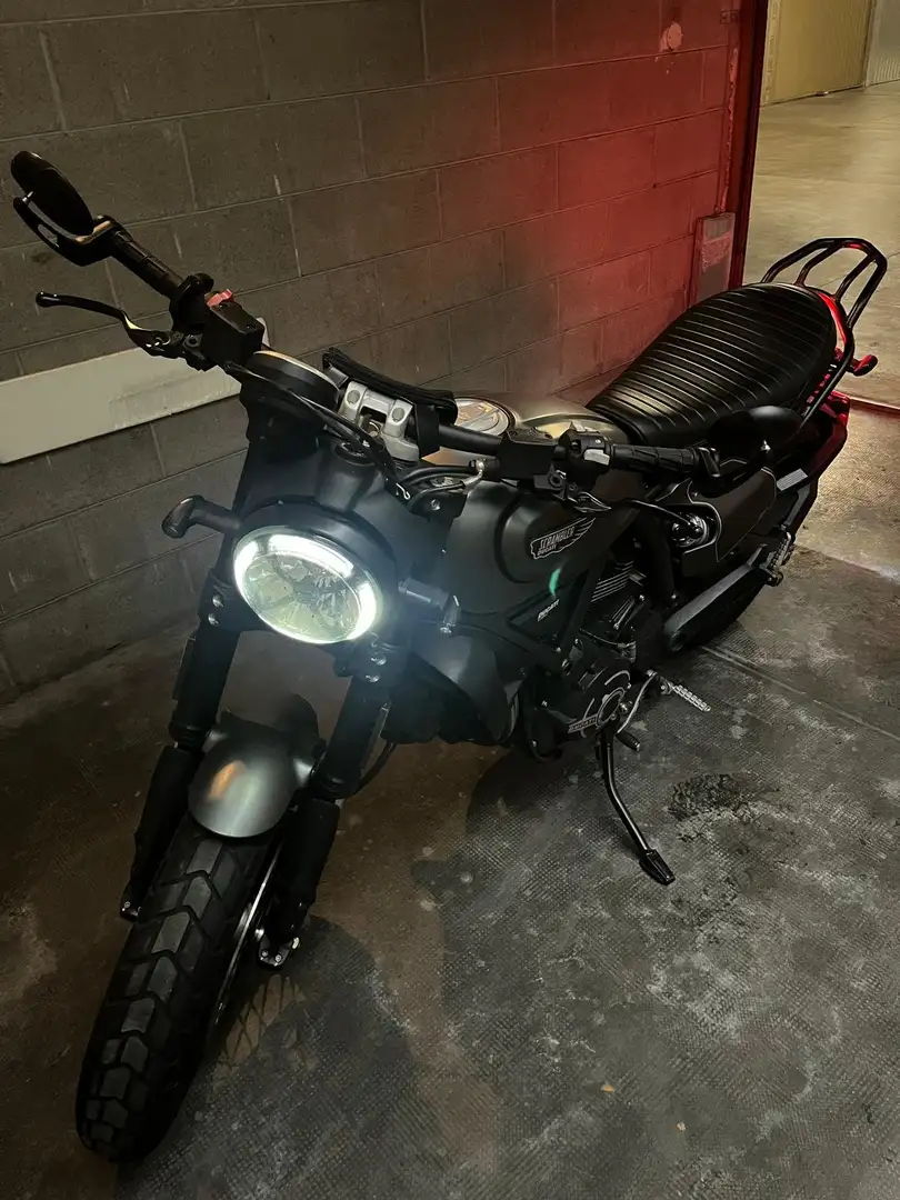Ducati Scrambler Ducati scrambler 800 Nightshift Verde - 1