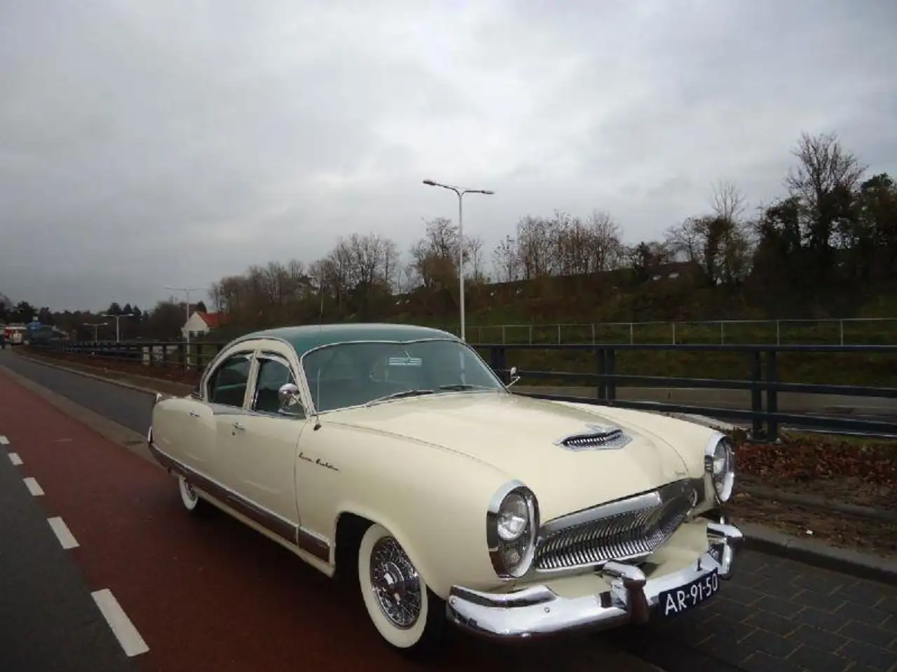 Kaiser Manhattan Supercharged 1954, foto 6