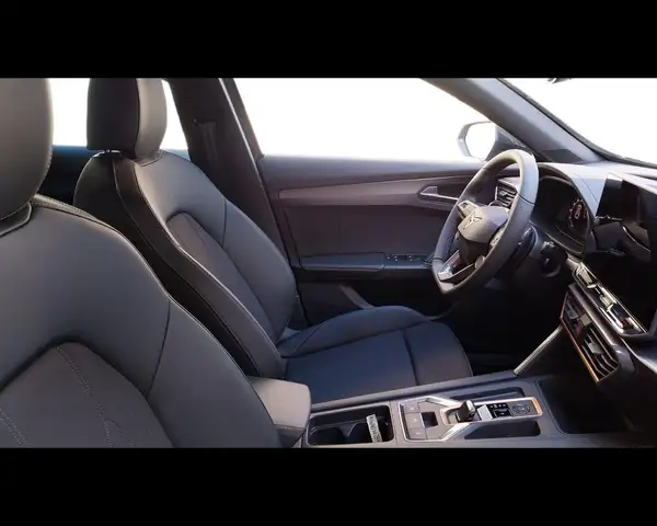 Cupra Formentor view 4