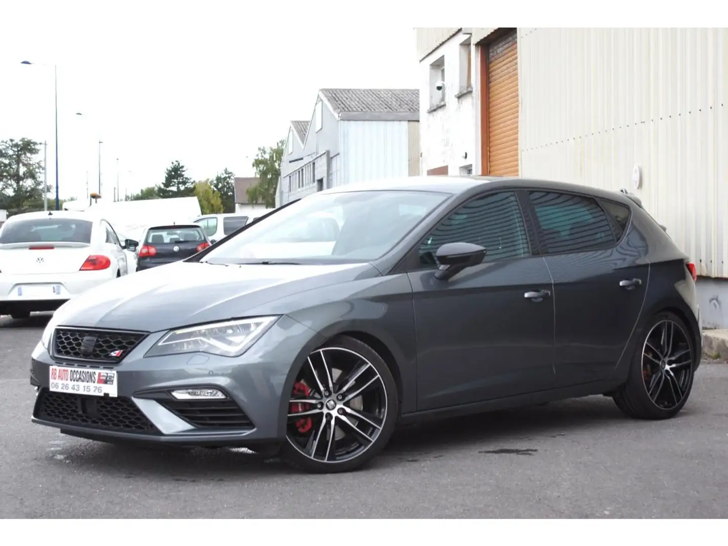 SEAT Leon LEON CUPRA 300 2.0 16V TSI  300cv BVM6 + OPTIONS Gris - 2