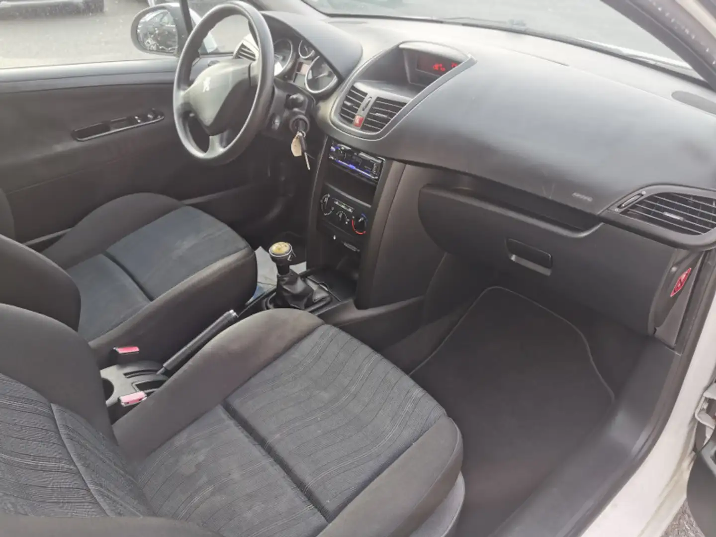 Peugeot 207 1.4 HDI70 PREMIUM 3P Blanc - 2