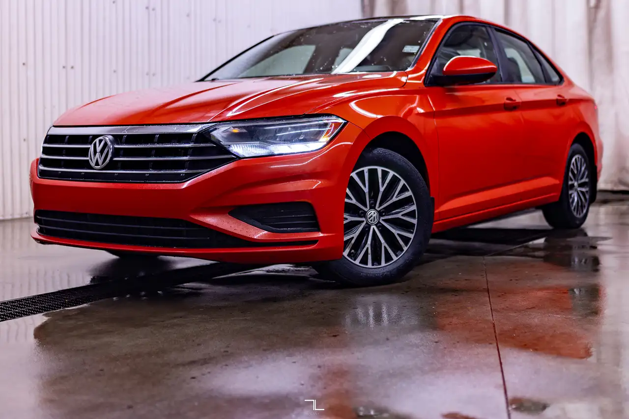 Volkswagen Jetta снимка Volkswagen Jetta