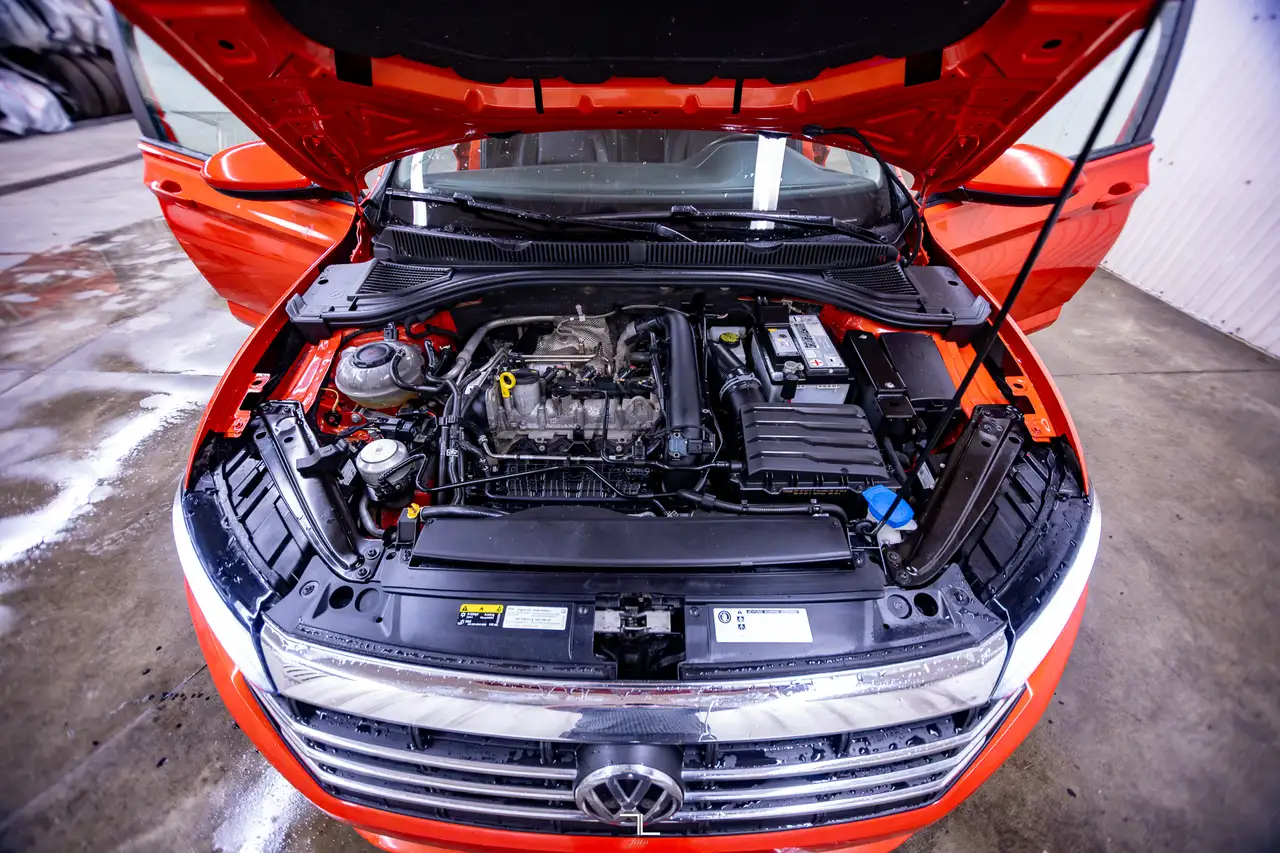 Volkswagen Jetta снимка Volkswagen Jetta
