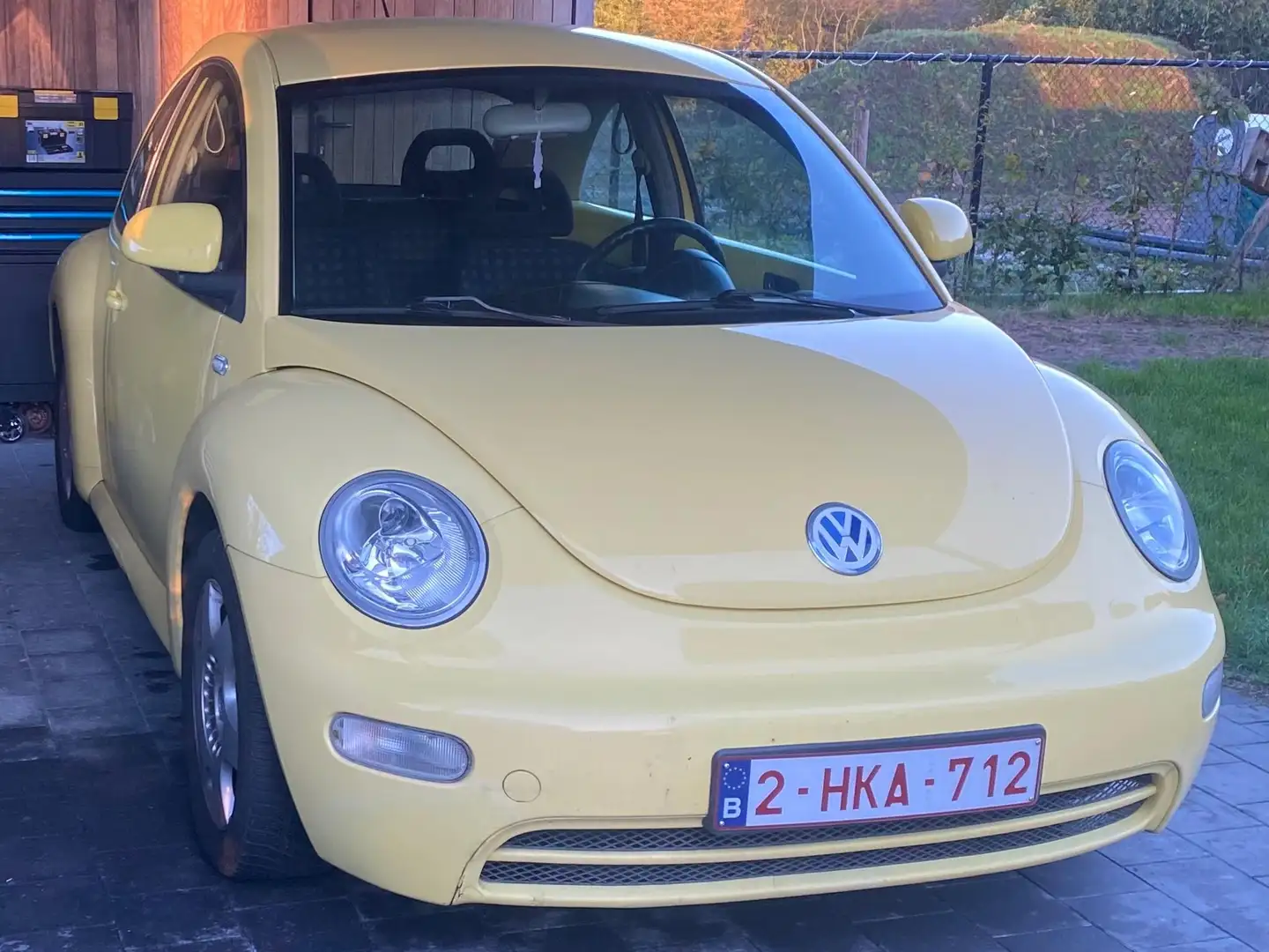 Volkswagen New Beetle New Beetle 2.0 Geel - 2