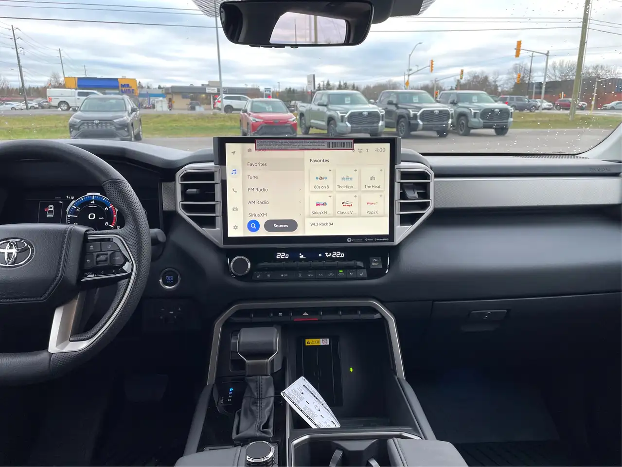 Toyota Tundra снимка Toyota Tundra