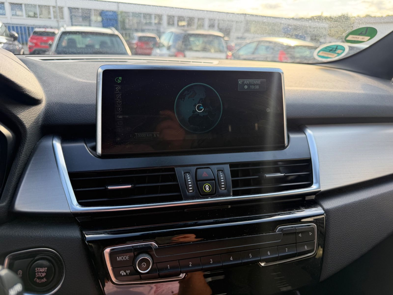 BMW 218 Automatik Head-up LED Navi — photo 10