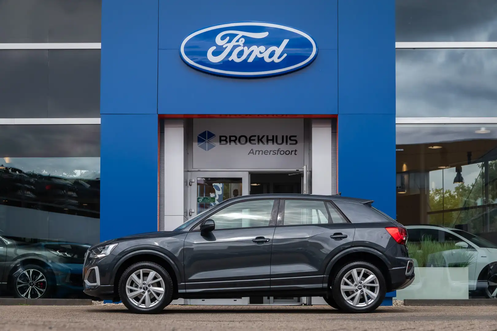 Audi Q2 35 TFSI S Edition | Voorstoelen verwarmd | Camera Grau - 2